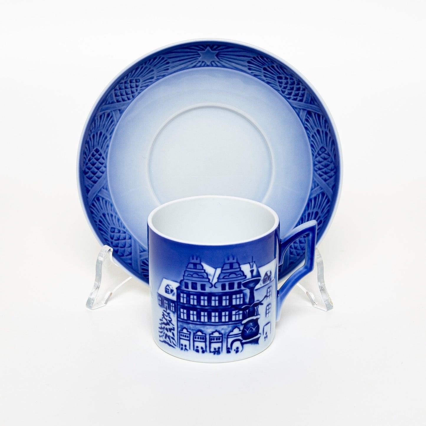 ROYAL COPENHAGEN PORCELLANA TAZZA DI NATALE 2009 ORIGINALE CON PIATTINO CM 7