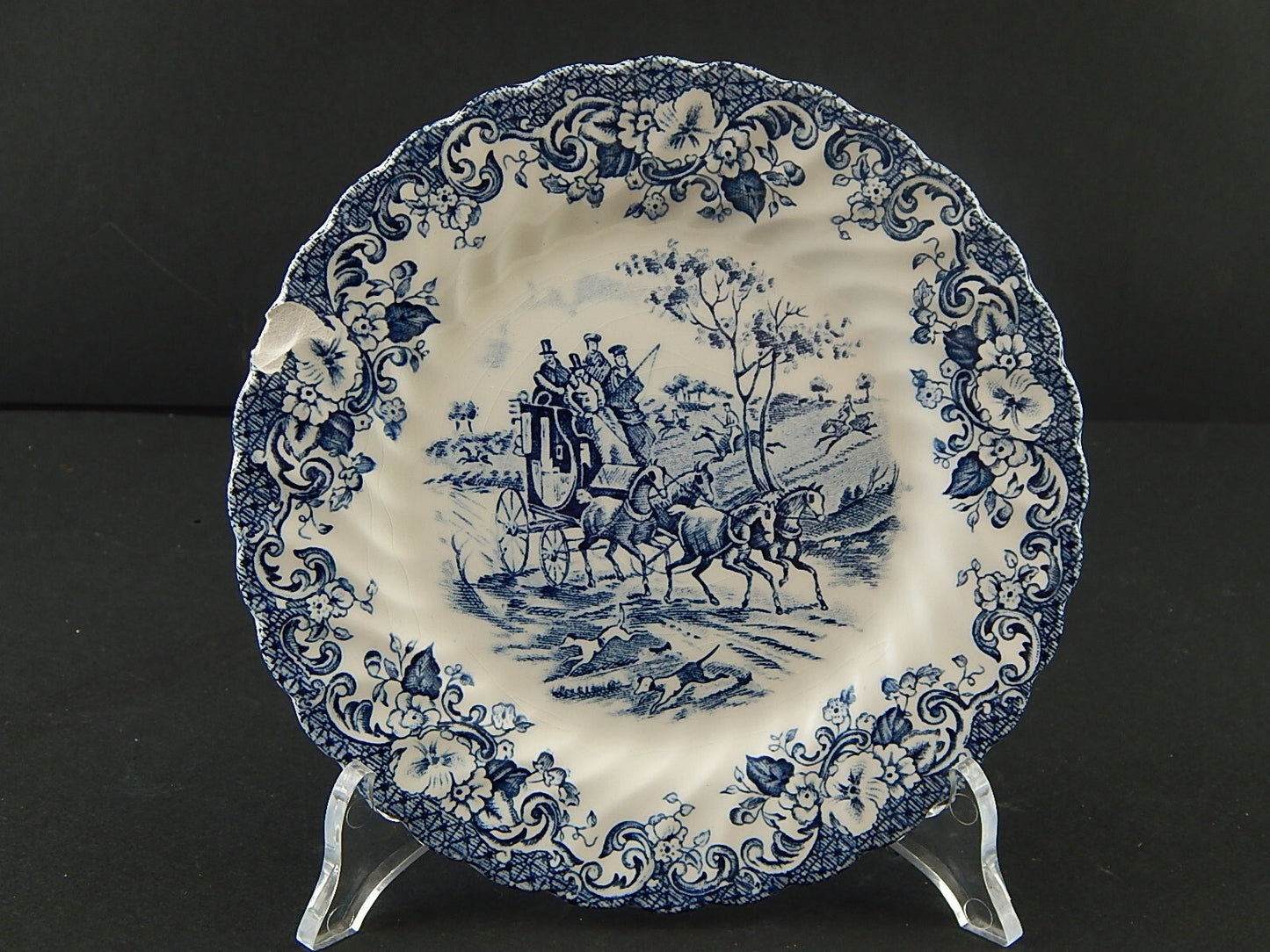 VINTAGE AUTENTICO PIATTO CM 16 PORCELLANA JOHNSON BROS COACHING SCENE DIFETTO