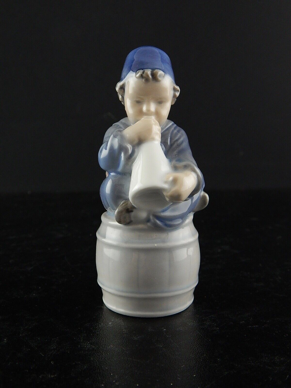 STATUINA PORCELLANA ROYAL COPENHAGEN RAGAZZO CON CORNO ORIGINALE BOY WITH HORN