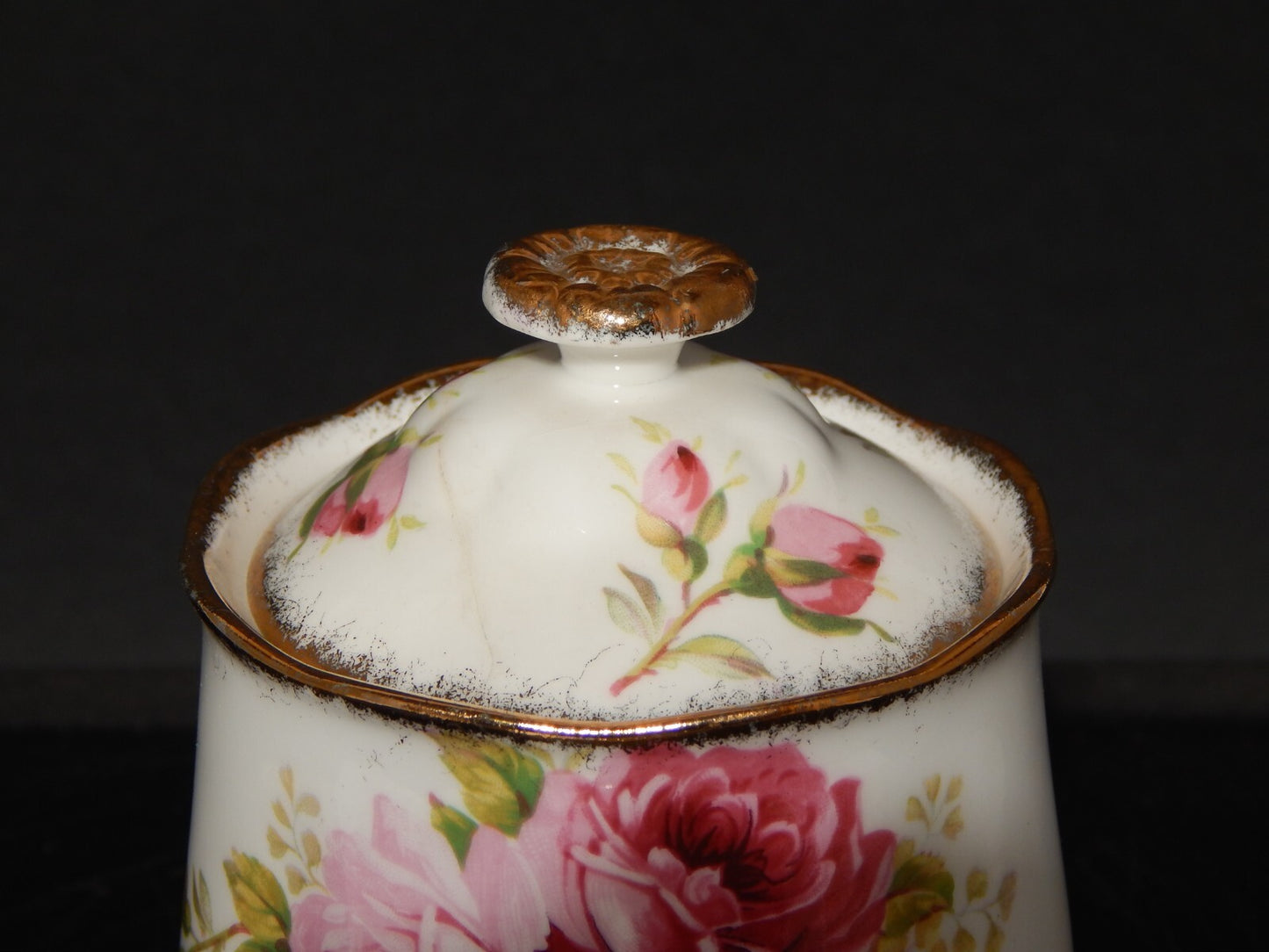 PREZIOSA PORCELLANA ROYAL ALBERT ZUCCHERIERA VINTAGE DISEGNO AMERICAN BEAUTY