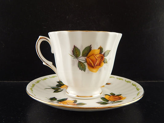 ROYAL GARDEN PORCELLANA FLOWERS OF THE MONTH COLLECTION MAI MAGGIO TAZZA TÈ