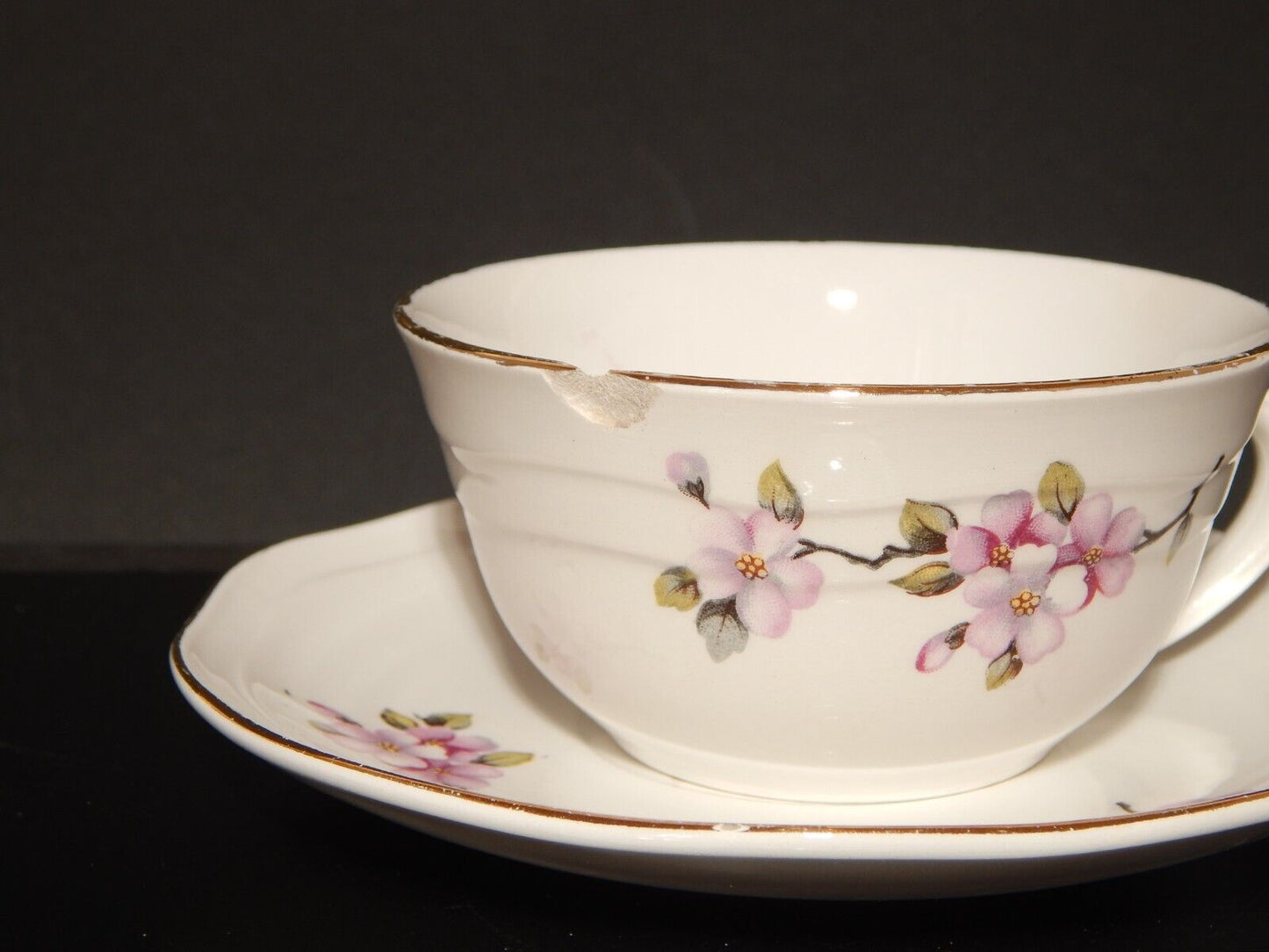 RETRO' TAZZA TE' SOCIETA' CERAMICA ITALIANA LAVENO DECORO FIORI DI PESCO DIFETTO