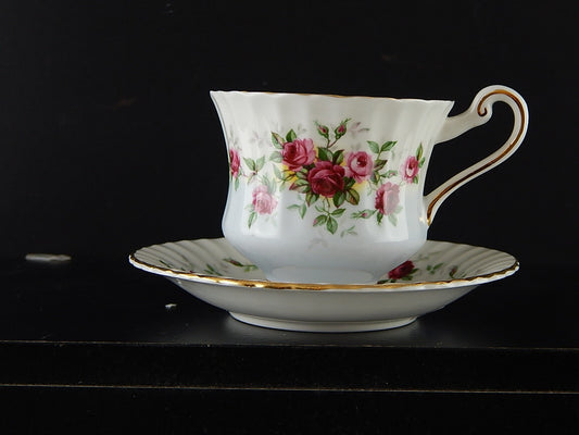 PREZIOSA VINTAGE PORCELLANA INGLESE PARAGON BONE CHINA TAZZA MINUET PINK ROSES