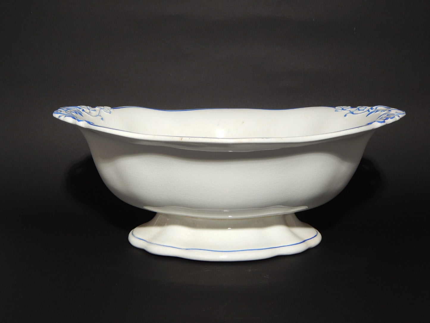 ANTICA RARA FRUTTIERA CENTROTAVOLA CERAMICA BIANCA E BLU RICHARD MILANO FINE 800