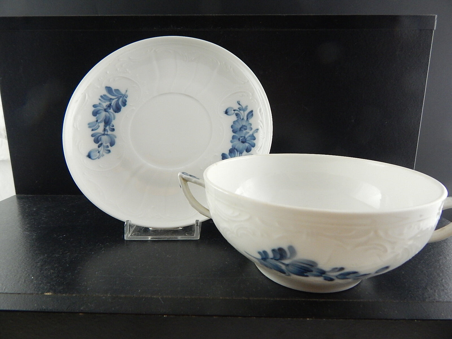 VINTAGE ROYAL COPENHAGEN PORCELLANA BOUILLON CUP JULIANE MARIE BLUE TAZZA BRODO