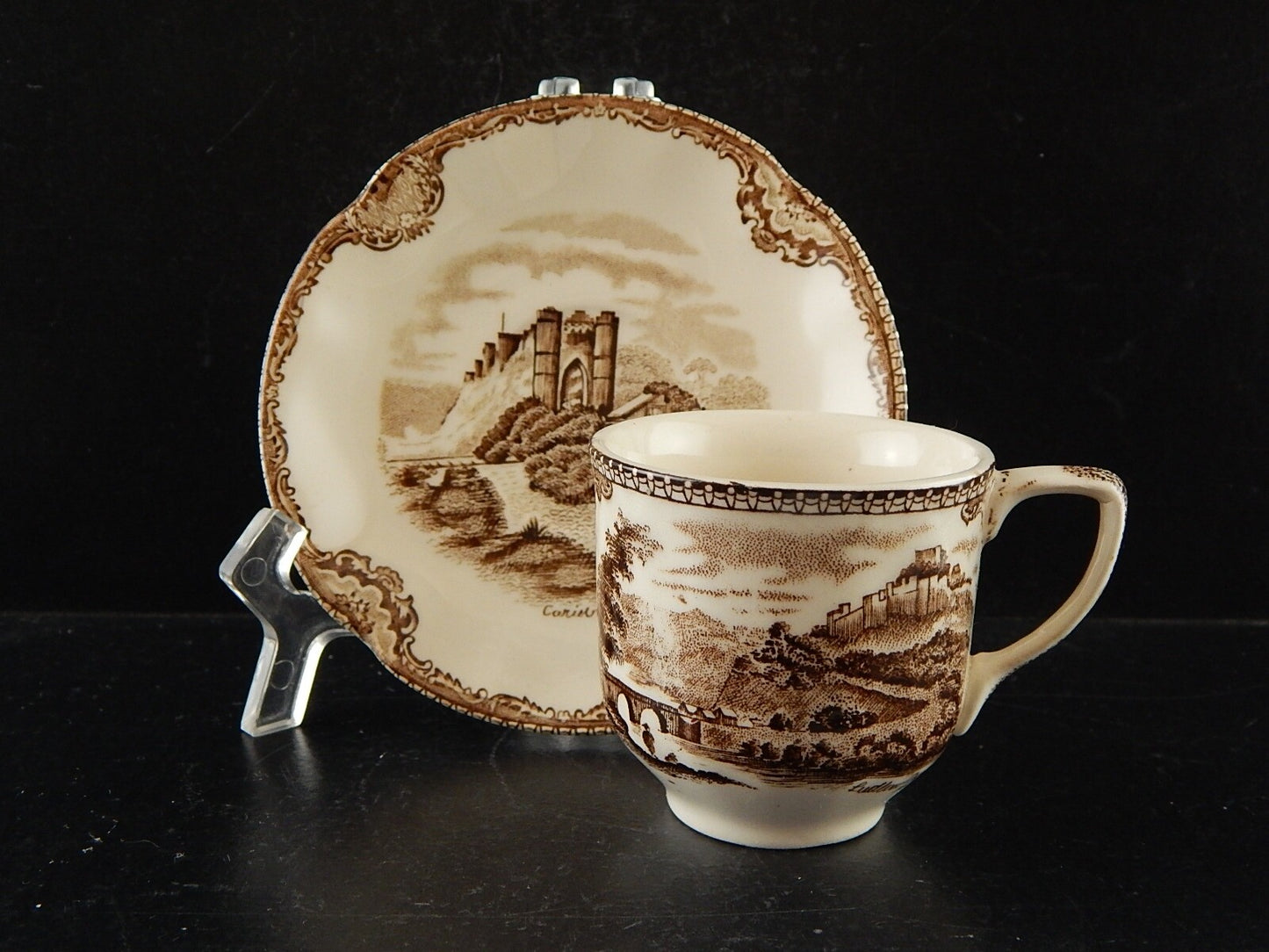 VINTAGE JOHNSON BROS OLD BRITAIN CASTLE TAZZINA CAFFE SEMI-PORCELLANA DIFETTO