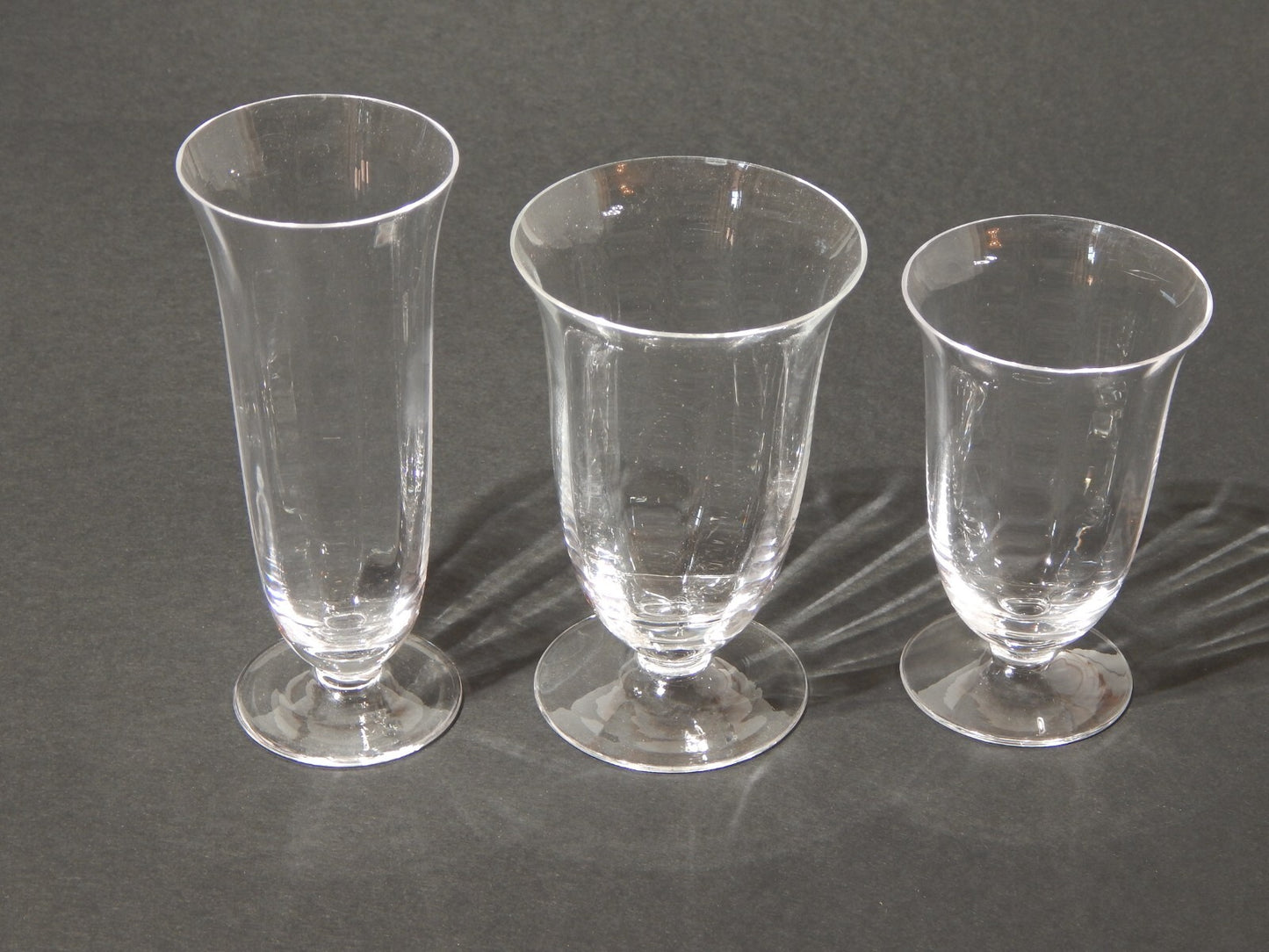 VINTAGE ELEGANTE SERVIZIO 18 BICCHIERI CALICI CRISTALLO MADE IN ITALY ANNI '60