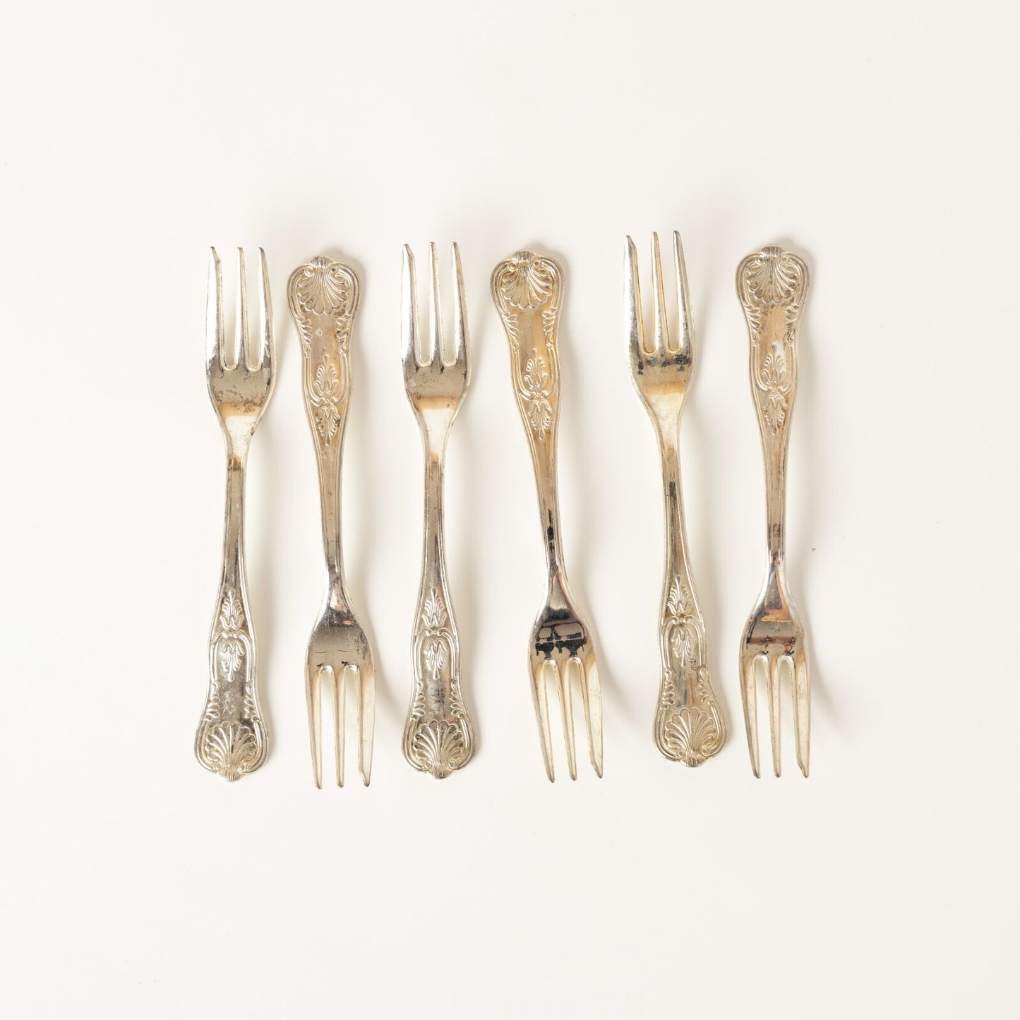 VINTAGE SET 6 FORCHETTE TORTA ARGENTATE ARG. 800 STILE ROCAILLE CONCHIGLIA