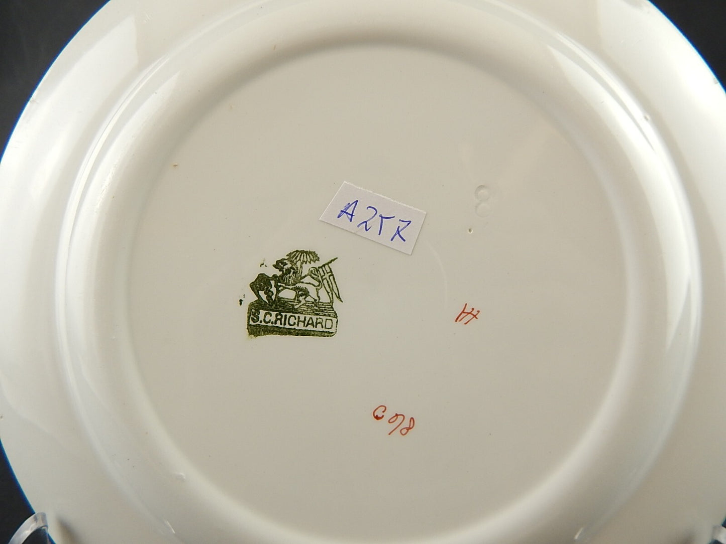 ANTICO PIATTO PIANO CERAMICA RICHARD MILANO FIORI FARFALLE UCCELLINI A757