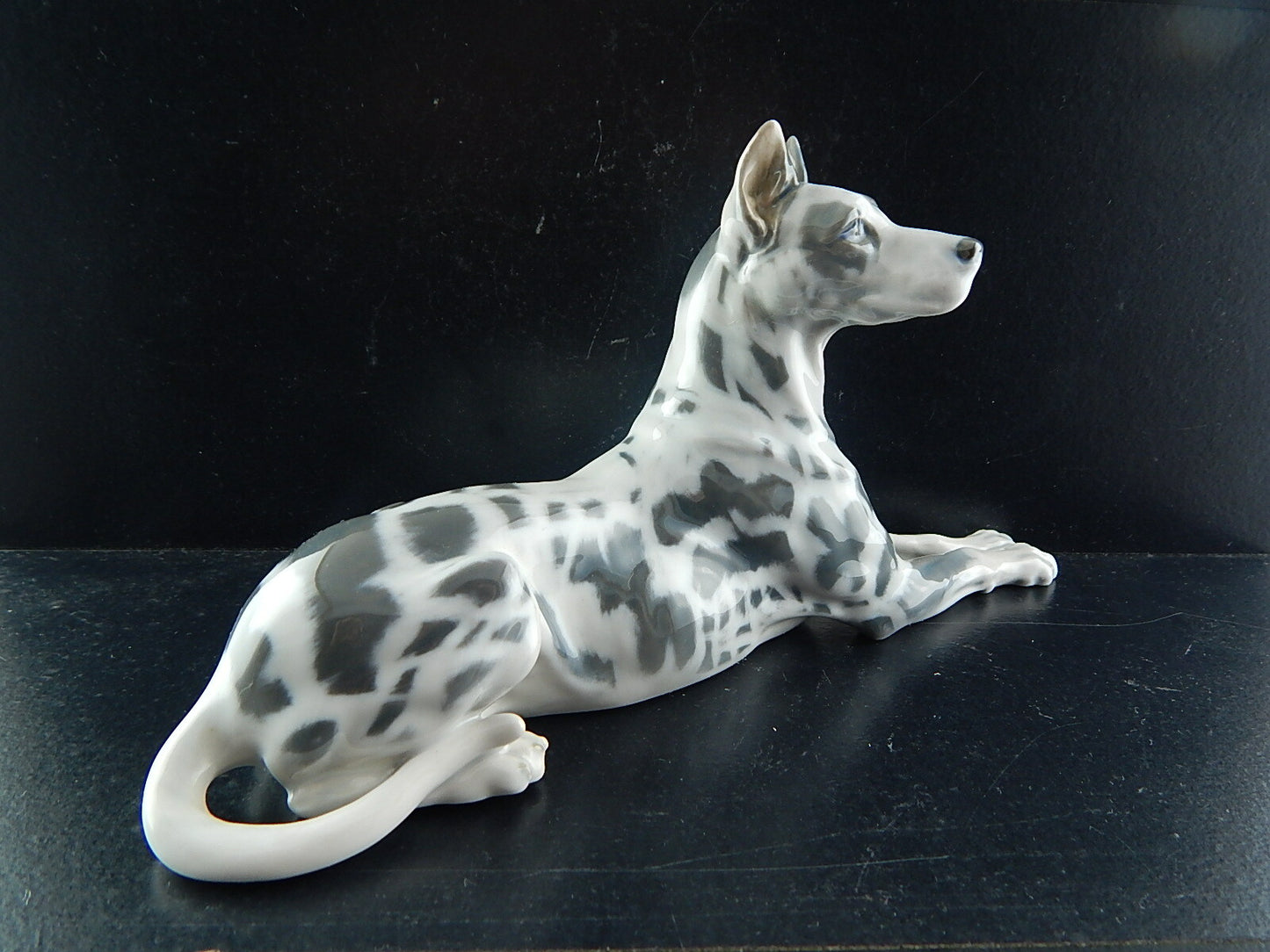 VINTAGE ROYAL COPENHAGEN AUTENTICA STATUINA PORCELLANA ALANO ARLECCHINO SEDUTO