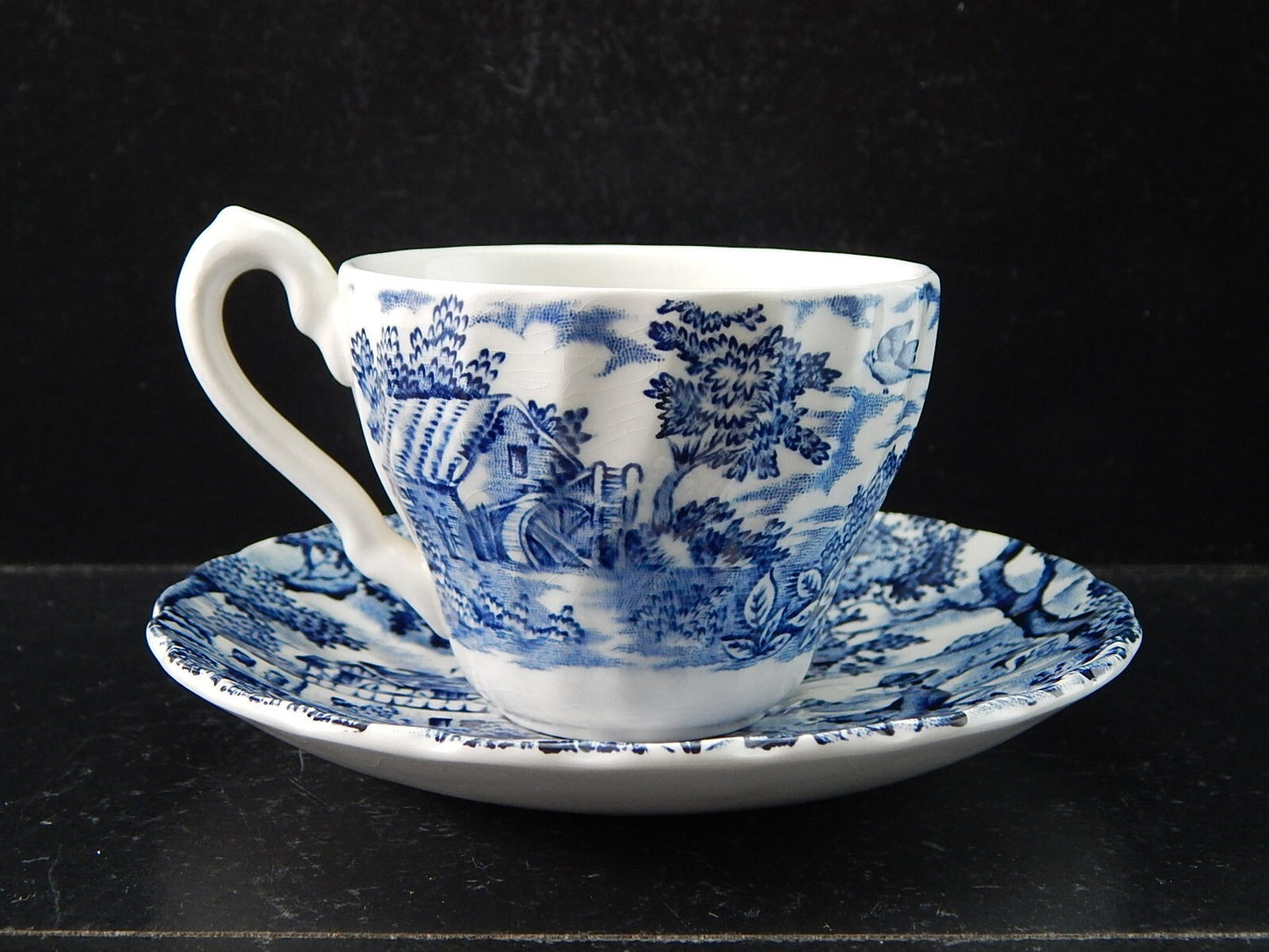 VINTAGE CERAMICA TAZZINA THE HUNTER MYOTT POTTERY ENGLAND IL CACCIATORE #2125