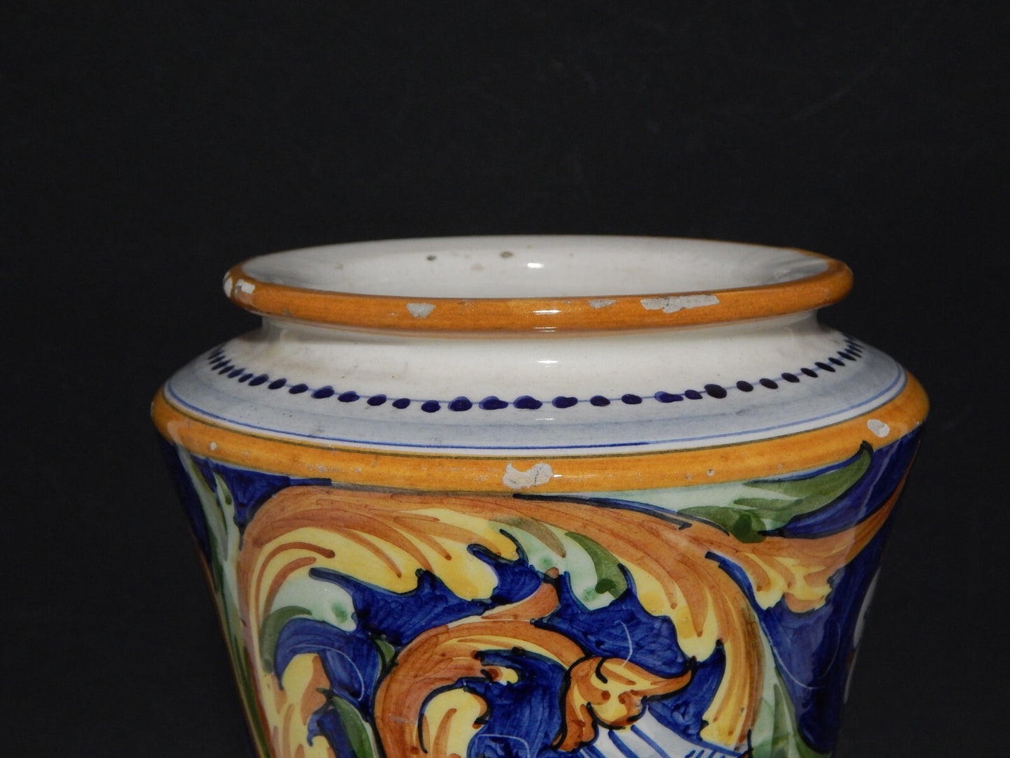 ANTICO VASO ALBARELLO CERAMICA CALTAGIRONE EPOCA 1800 COM STEMMA ARALDICO