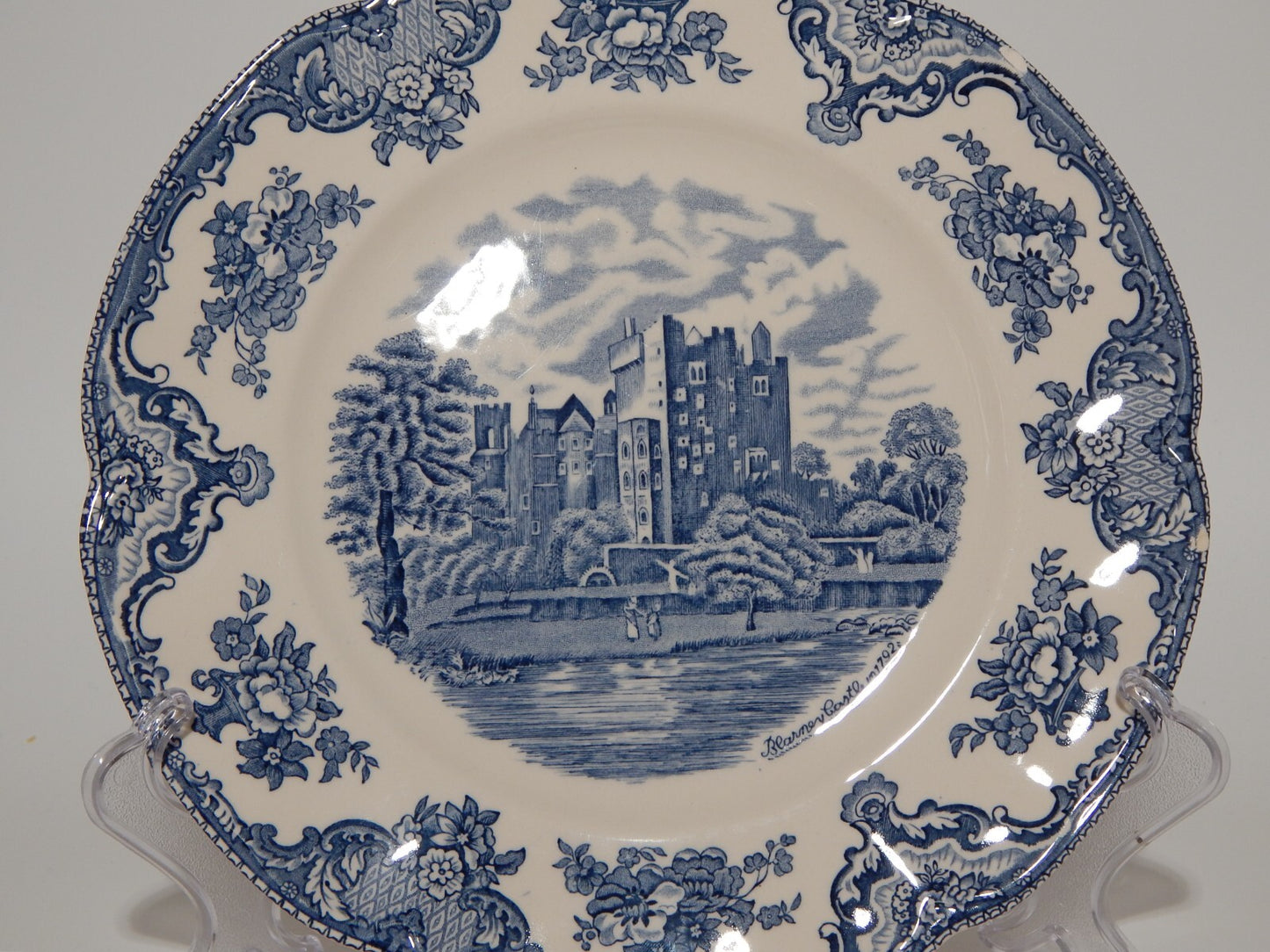 VINTAGE JOHNSON BROS OLD BRITAIN CASTLE BLU PIATTO PIANO PORCELLANA DIFETTO 1917