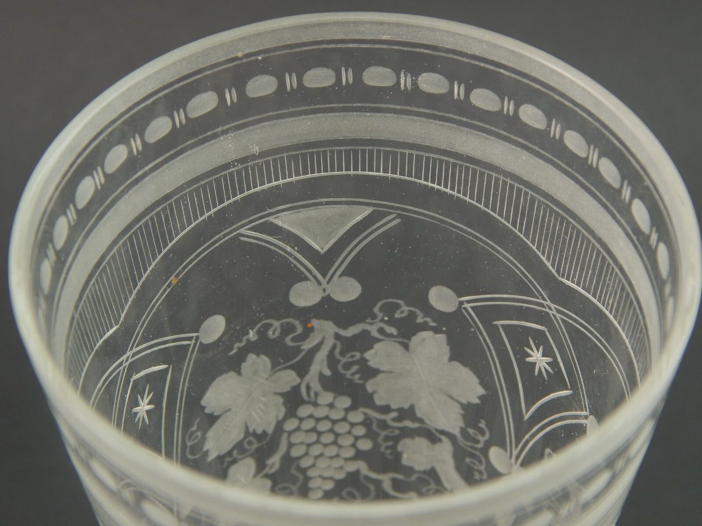 PREZIOSO ANTICO BICCHIERE CALICE FLUTE CRISTALLO DI BOEMIA INCISO META' 800