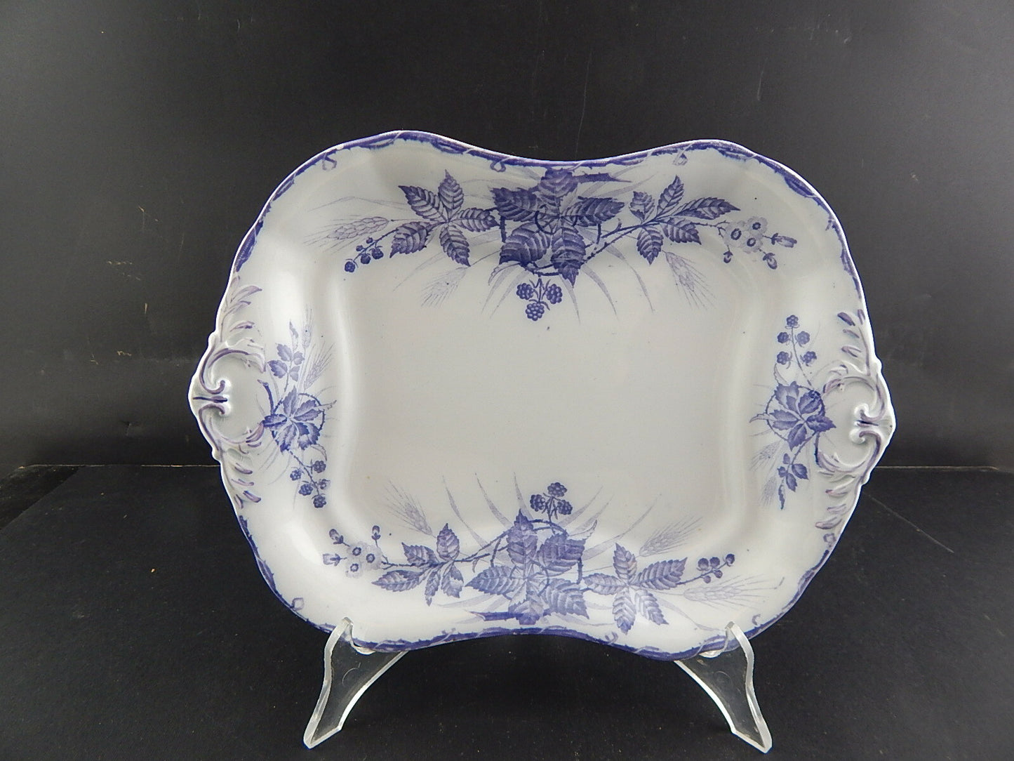 ANTICO VASSOIO CERAMICA SARREGUEMINES SENZA MARCHIO ART NOUVEAU MORE DI ROVO #