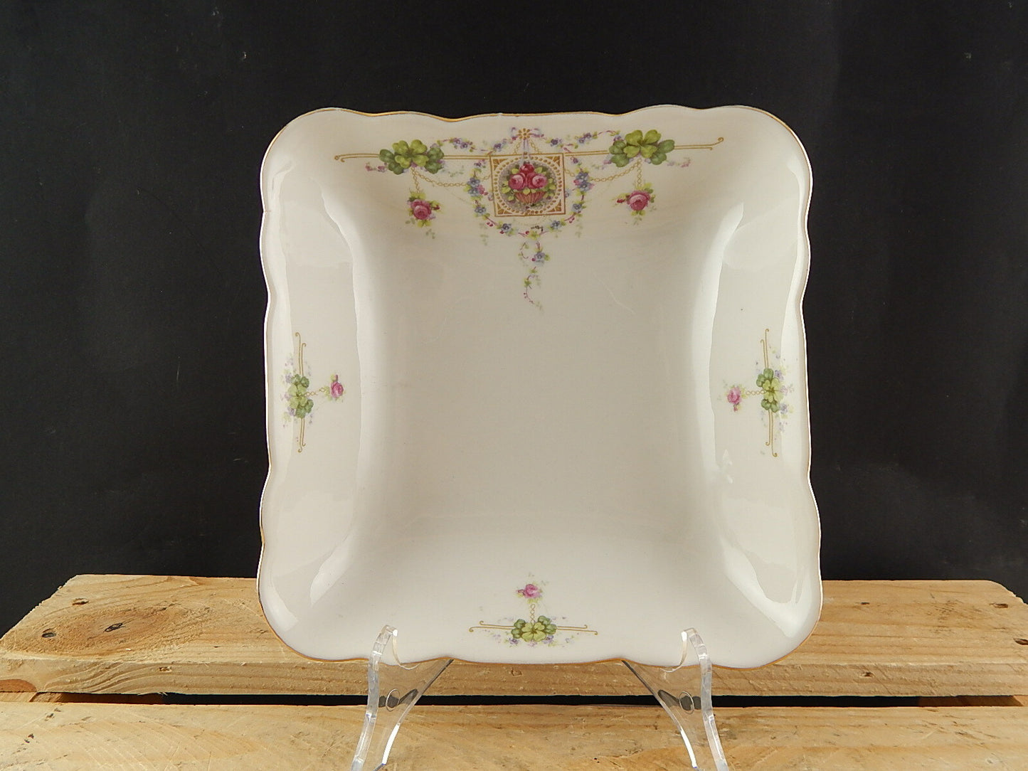 ANTICA CIOTOLA QUADRATA LIBERTY PORCELLANA CARL TIELSCH ALTWASSER SILESIA 1900