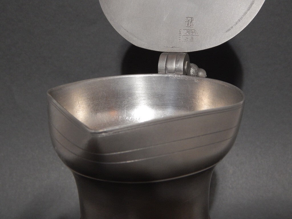 ANTICA COLLEZIONE BROCCA CARAFFA IN PELTRO 95% CON COPERCHIO CON TESTA ARIETE