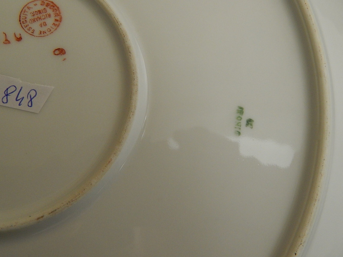 ANTICO RARO VASSOIO ROTONDO PORCELLANA BIANCA GINORI LIBERTY CON GHIRLANDA ROSE