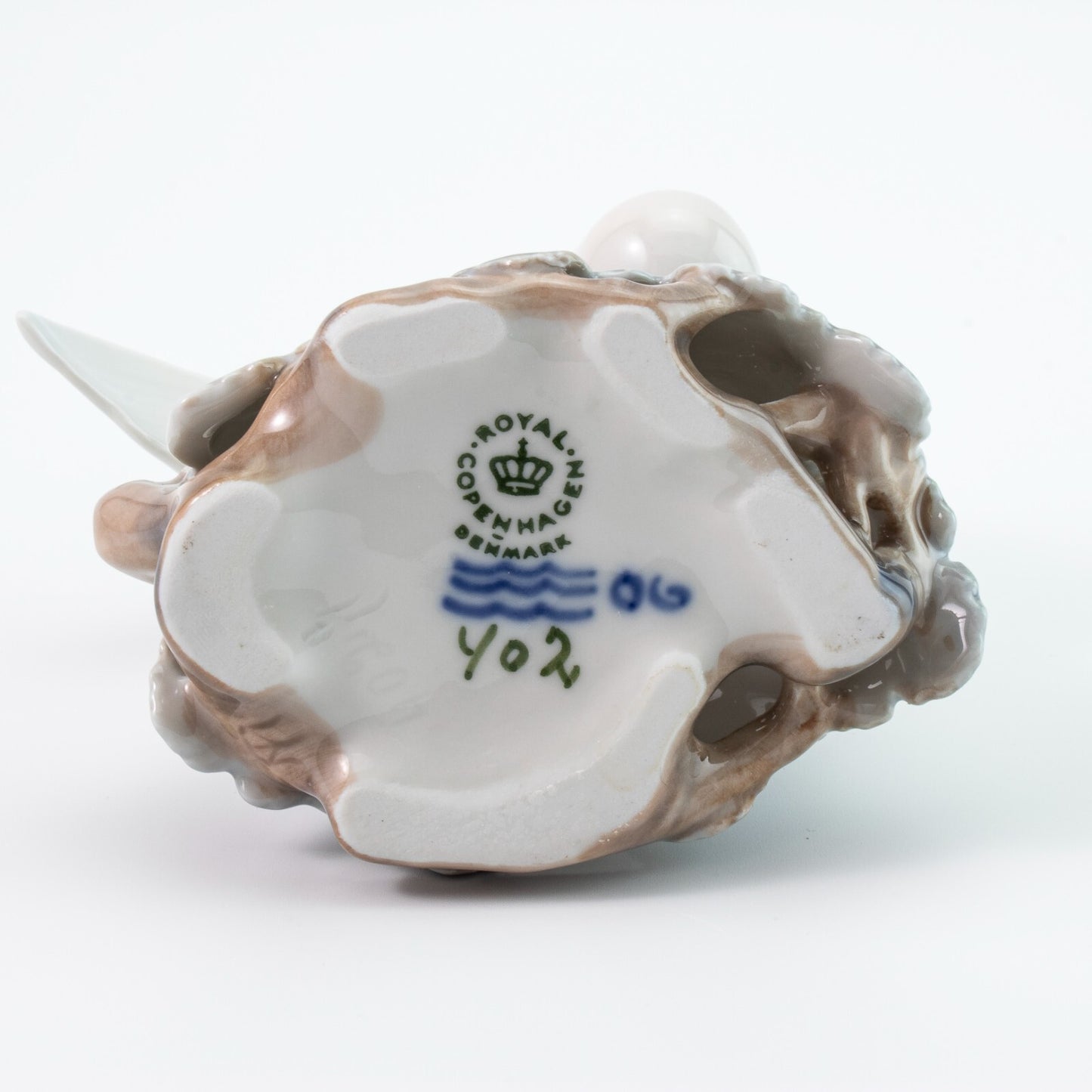 STATUINA PORCELLANA ROYAL COPENHAGEN "Piccioncini" COD 402 CM 13x10x7