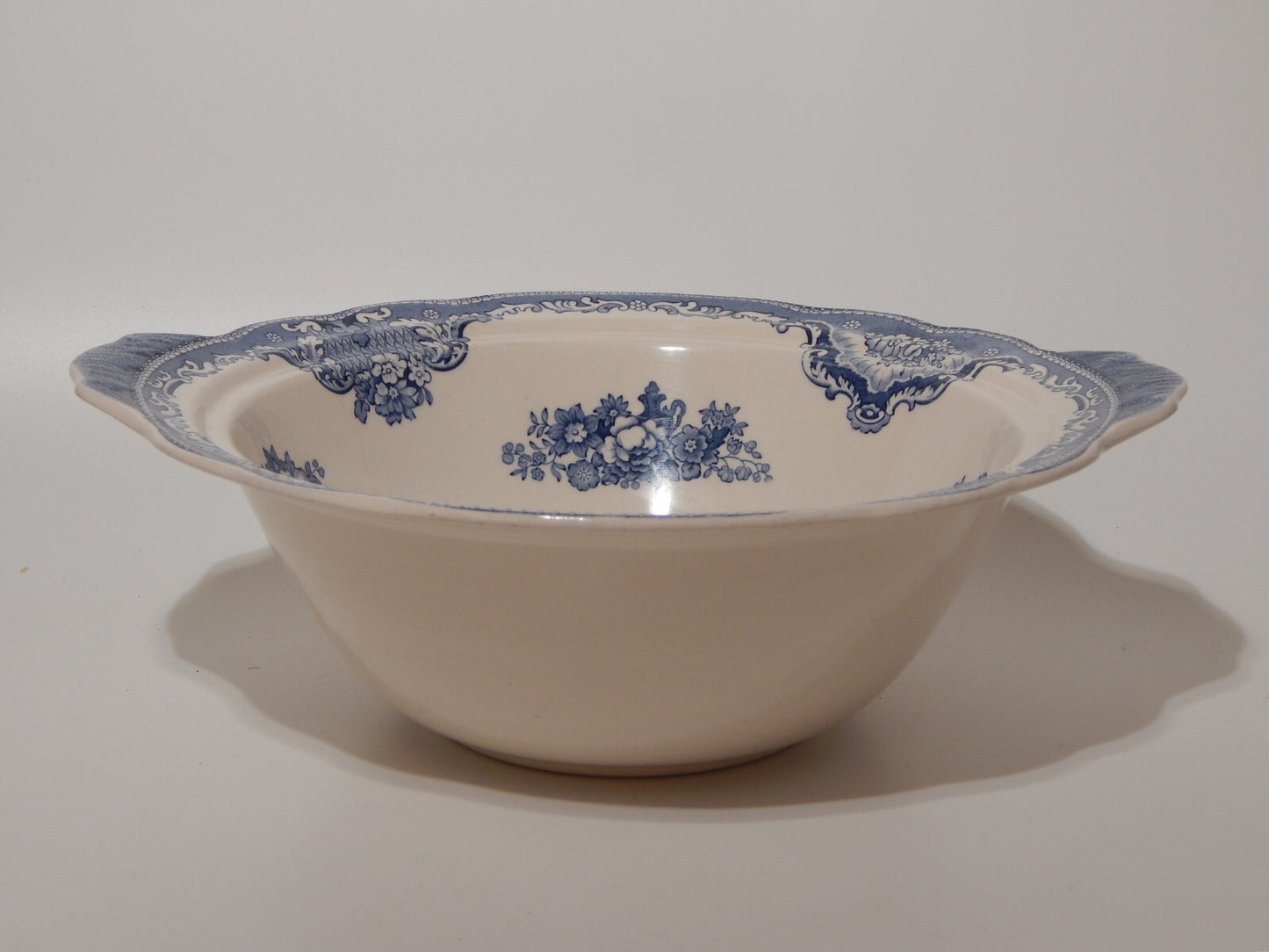 VINTAGE JOHNSON BROS OLD BRITAIN CASTLE BLU INSALATIERA FRUTTIERA PORCELLANA