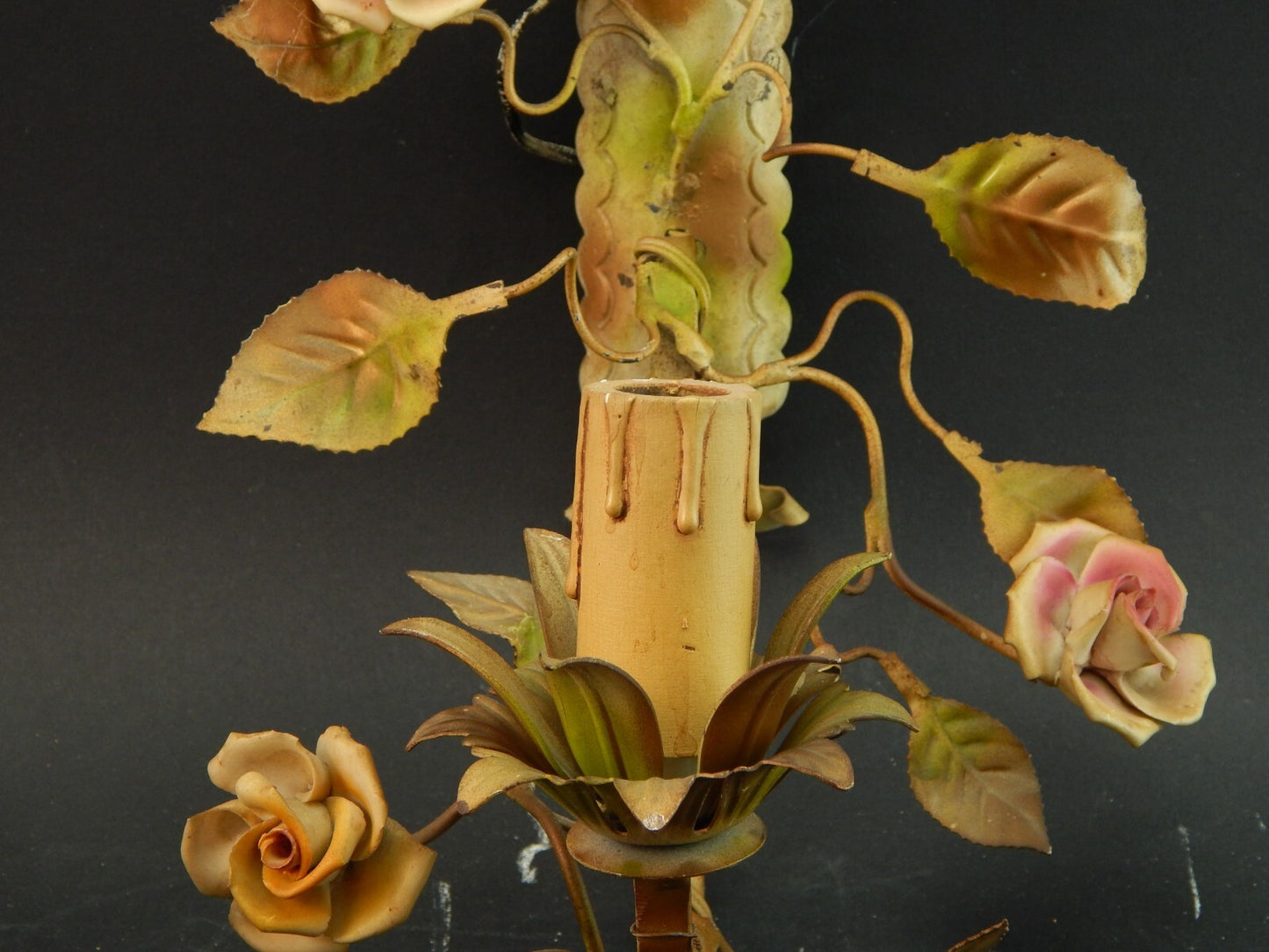 APPLIQUE 1 FUOCO ANTICA LIBERTY FERRO BATTUTO E ROSE CERAMICA POLICROME #1731