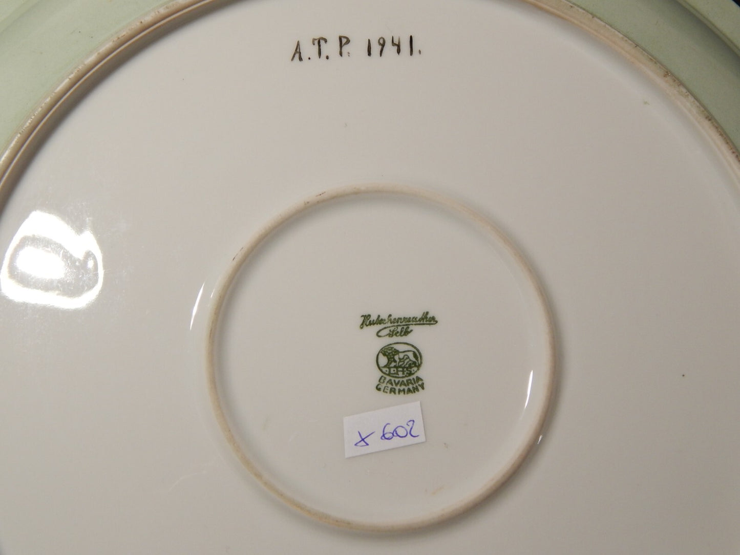 ANTICO CENTROTAVOLA VASSOIO PORCELLANA HUTSCHENREUTHER BAVARIA DIPINTO NEL 1941