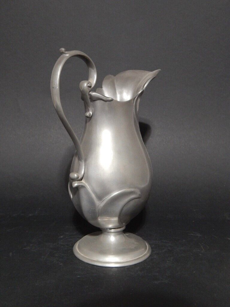 ANTICA COLLEZIONE ELEGANTE PREZIOSA BROCCA CARAFFA IN PELTRO 95%