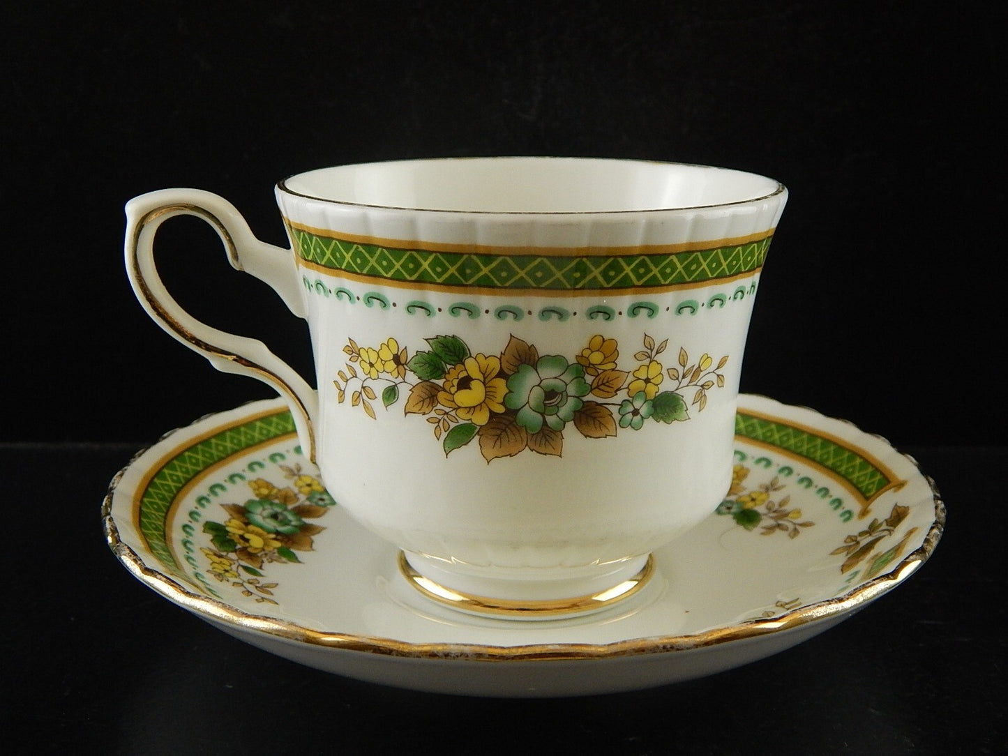PREZIOSA PORCELLANA INGLESE ROYAL STAFFORD TAZZA TE' VINTAGE BONE CHINA