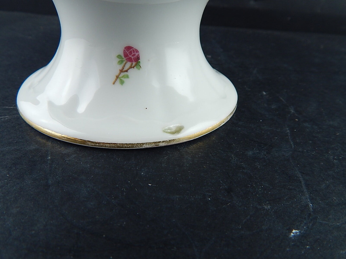 ANTICA ALZATA O FRUTTIERA PORCELLANA GINORI DOCCIA ETA' LIBERTY DIFETTO