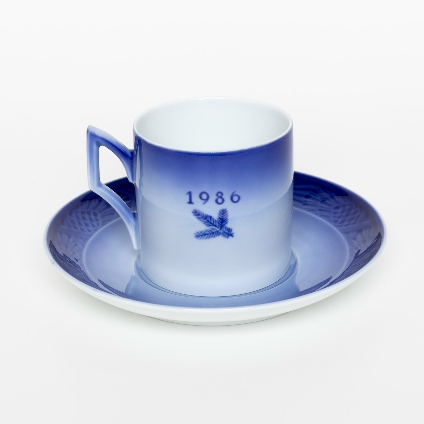 ROYAL COPENHAGEN PORCELLANA TAZZA DI NATALE 1986 CON SCATOLA ORIGINALE CM 7