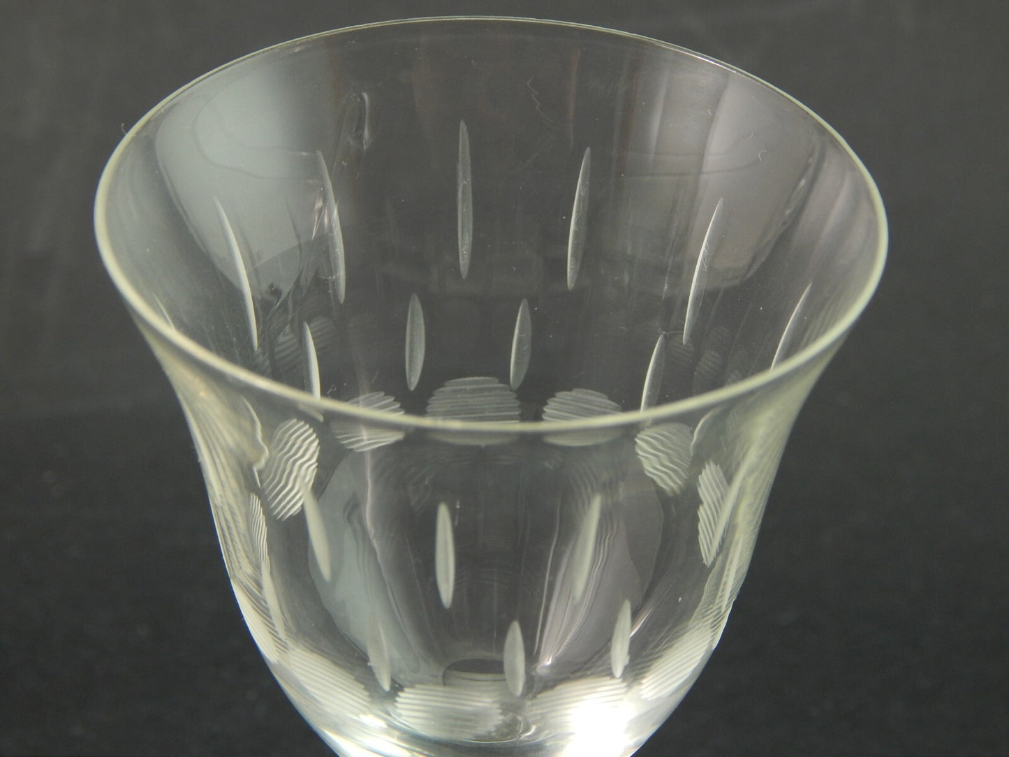 ANTICO ELEGANTE RARO ART DECO SERVIZIO 8 CALICI DESSERT CRISTALLO MOLATO INCISO