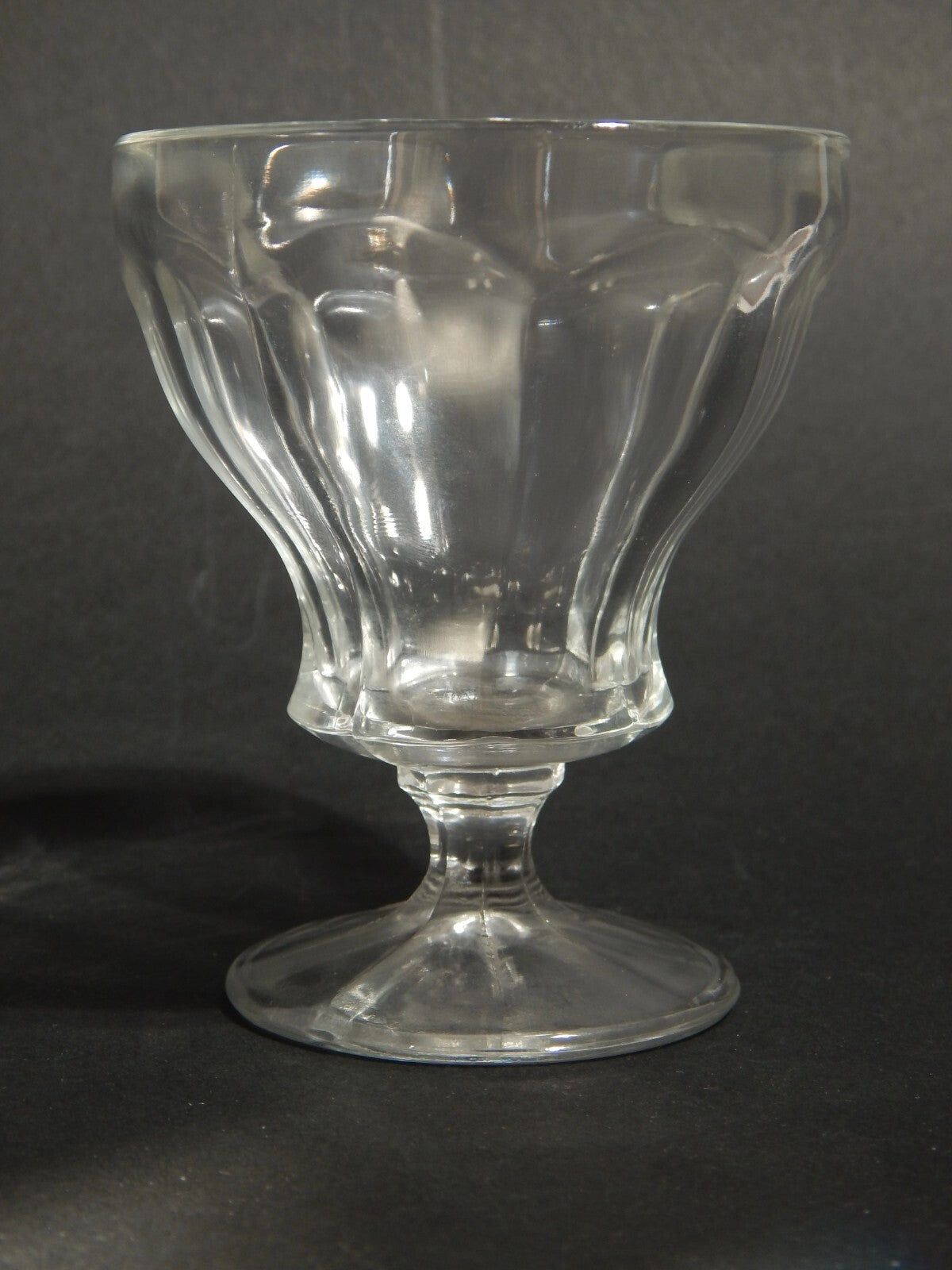 ANTICO ART DECO SET 6 BICCHIERI CALICI VETRO MOLATO