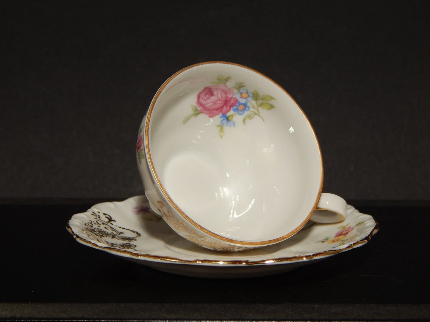 ANTICA TAZZINA CAFFE' PORCELLANA ARABESCHI ORO BAVARIA SELTMANN THERESIA