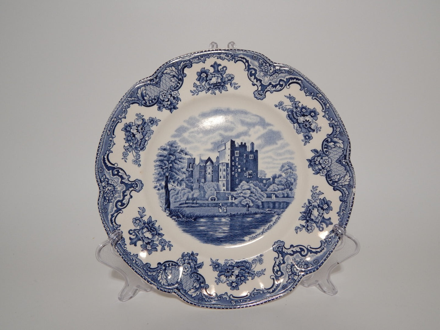 VINTAGE JOHNSON BROS OLD BRITAIN CASTLE BLU PIATTO PIANO PORCELLANA DIFETTO 1922