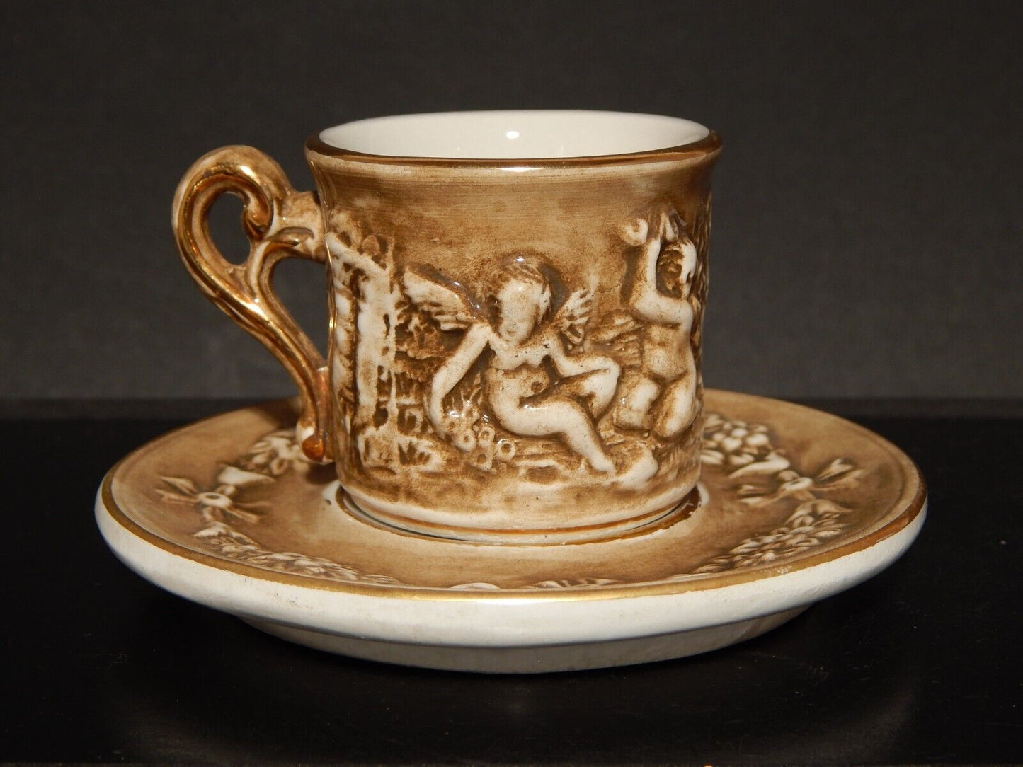 VINTAGE TAZZINA CAFFE' PORCELLANA MAS REGIO CAPODIMONTE