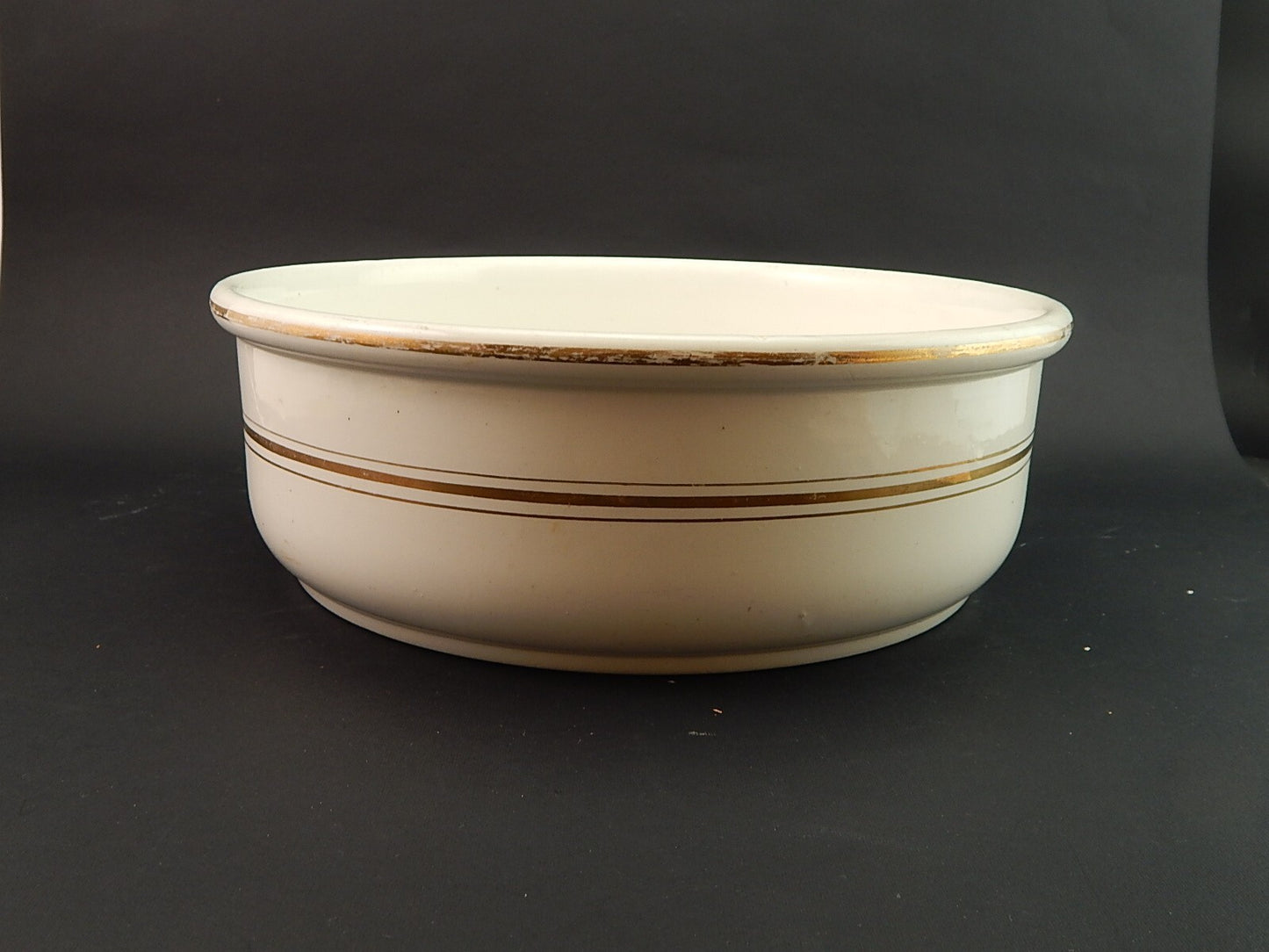 ANTICO SET BAGNO ART DECO CATINO E BROCCA CERAMICA CON PROFILI ORO ZECCHINO