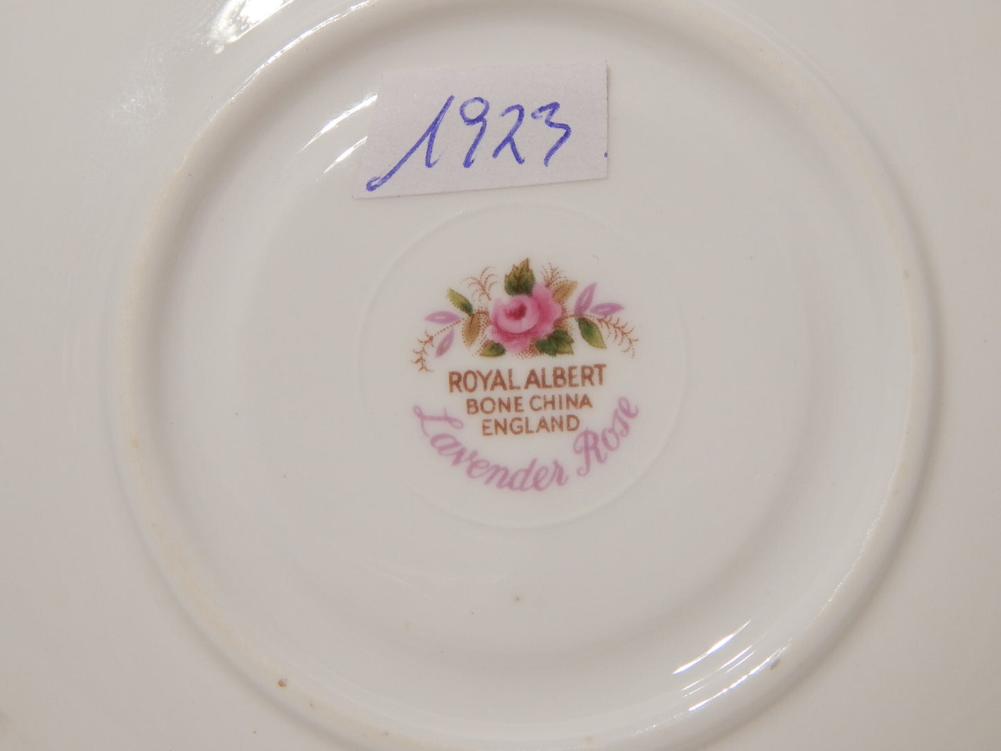 PREZIOSA PORCELLANA ROYAL ALBERT VINTAGE TAZZA COLLEZIONE LAVENDER ROSE