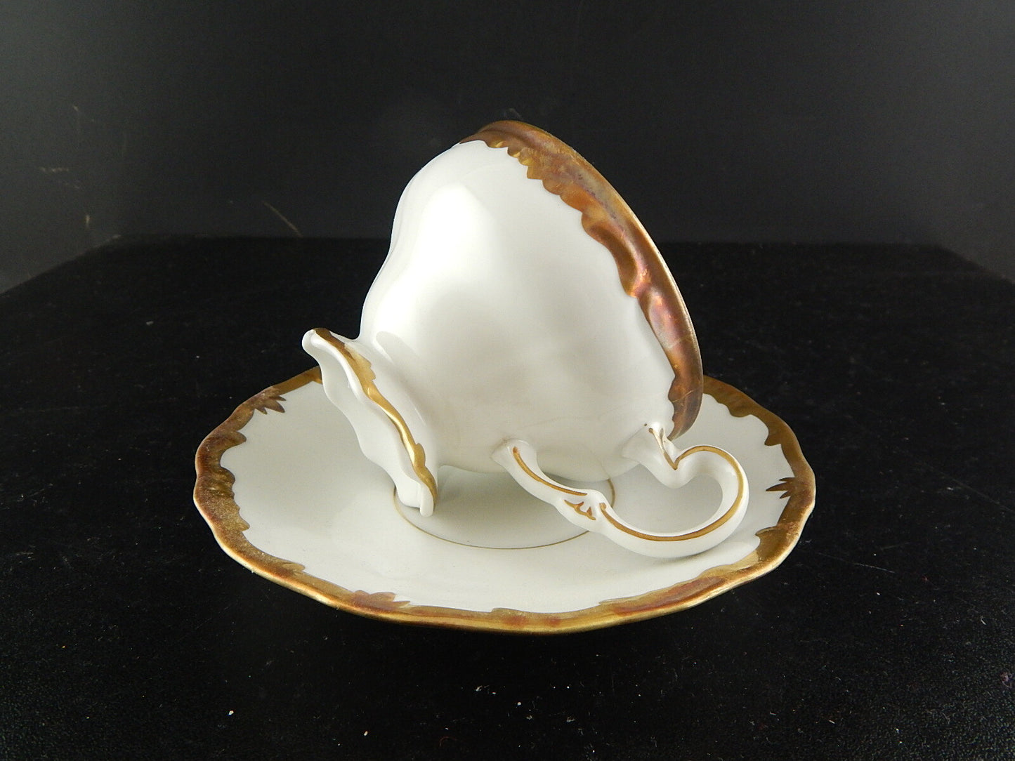 ANTICO SET TE' TAZZA PIATTO PORCELLANA AVORIO DECORO ORO WEIMAR TURINGIA 1940