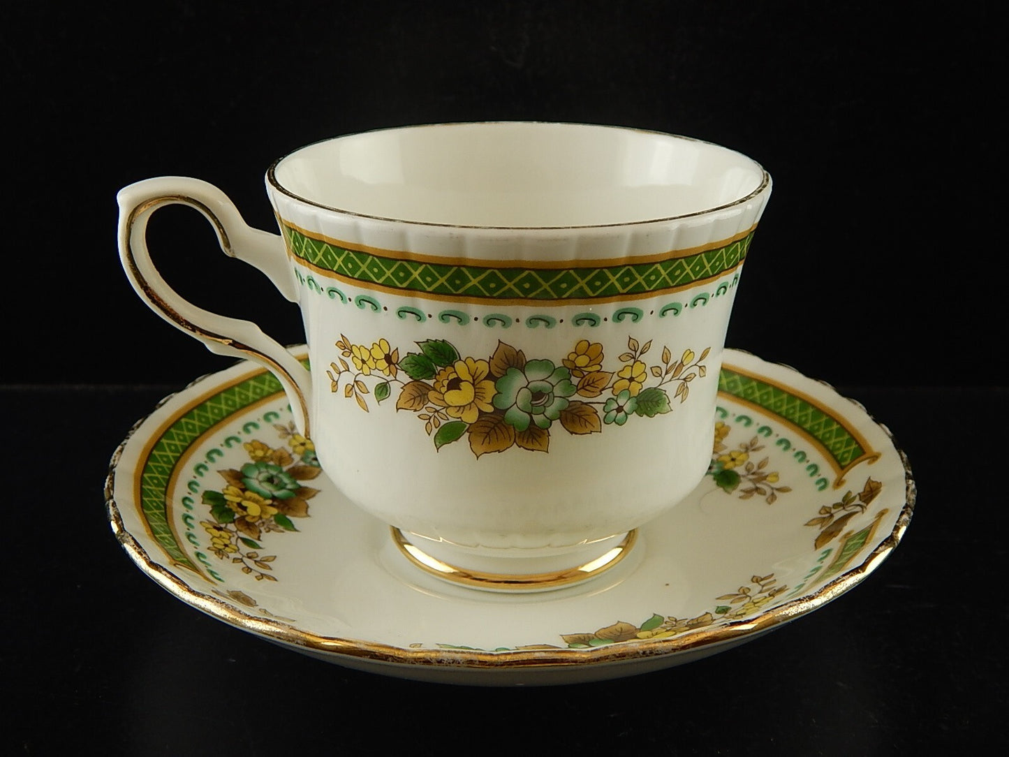 PREZIOSA PORCELLANA INGLESE ROYAL STAFFORD TAZZA TE' VINTAGE BONE CHINA