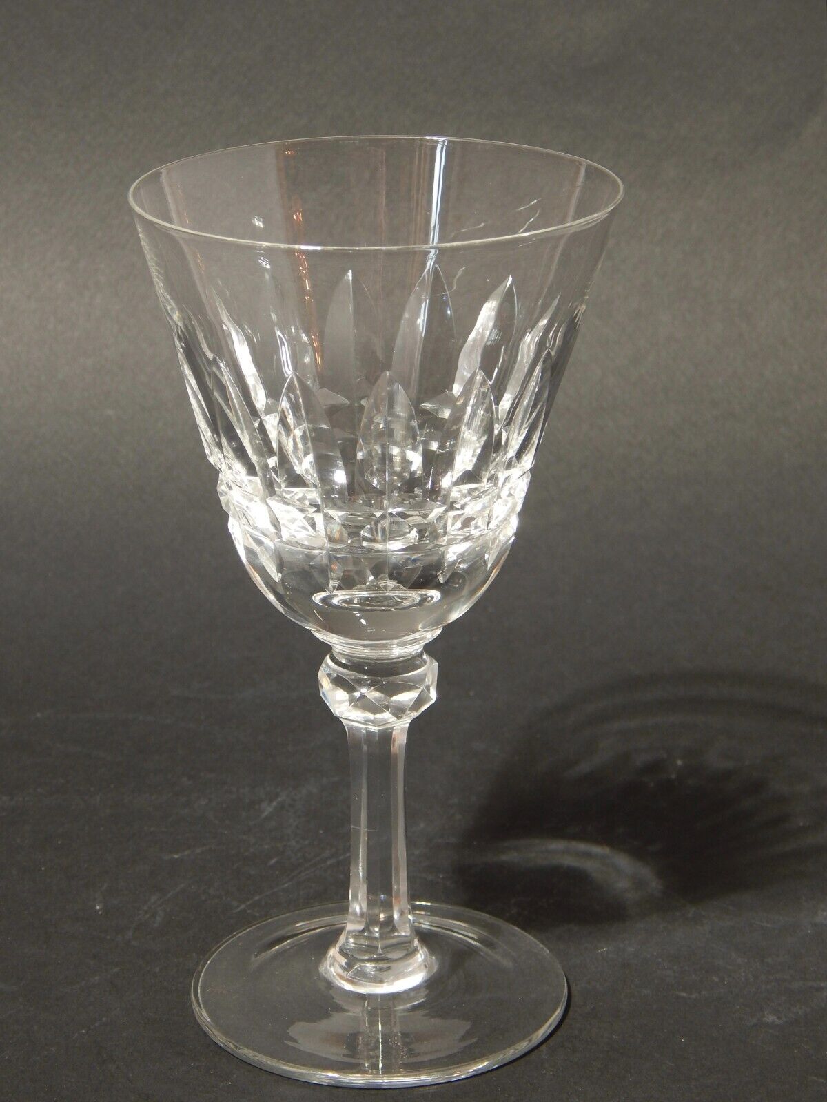 ANTICO ELEGANTE ART DECO SERVIZIO 8 BICCHIERI CALICI CRISTALLO BOEMIA MOLATI