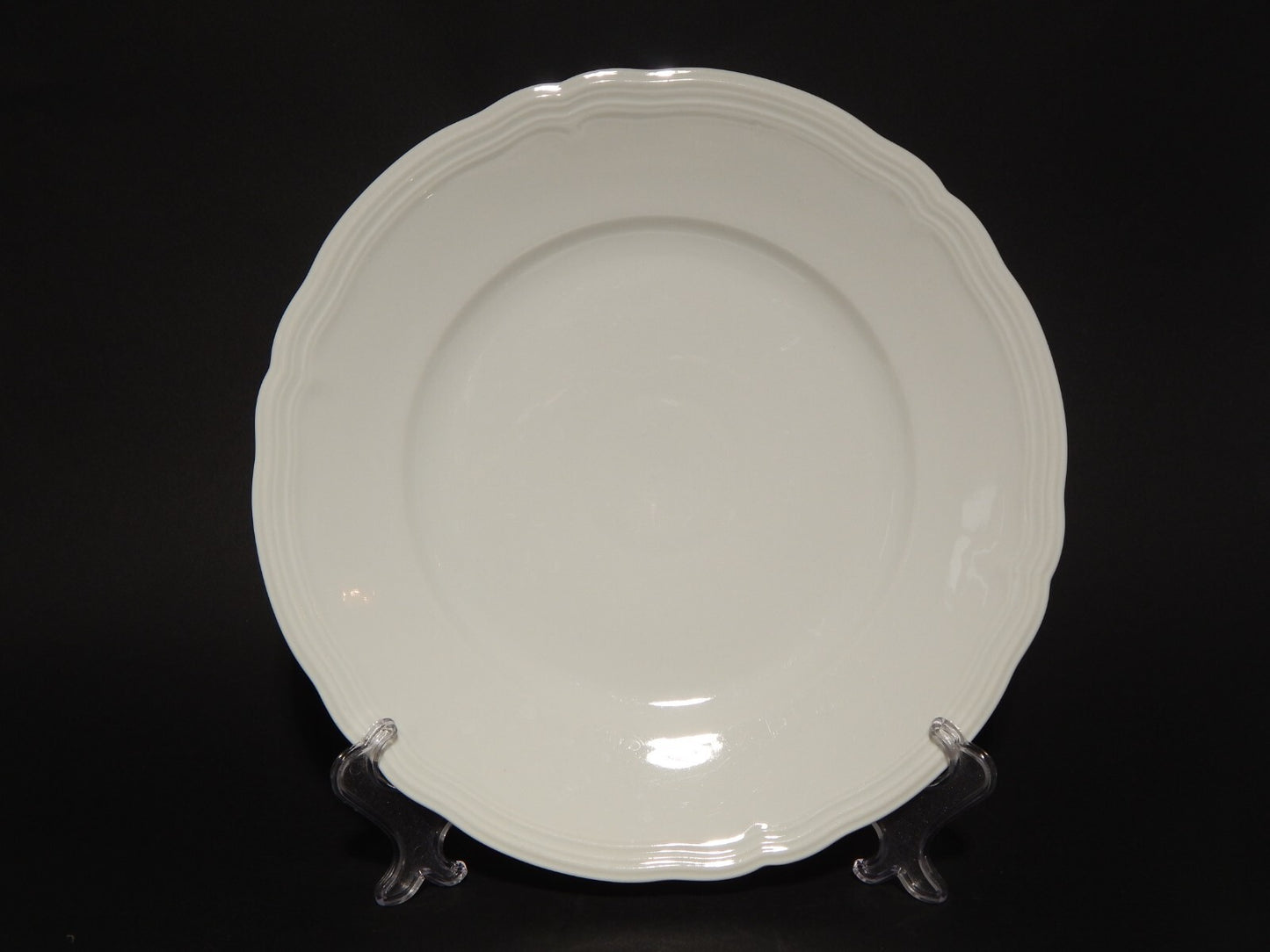 ANTICO VASSOIO ROTONDO PORCELLANA BIANCA SELTMANN WEIDEN BAVARIA MARIE LUISE