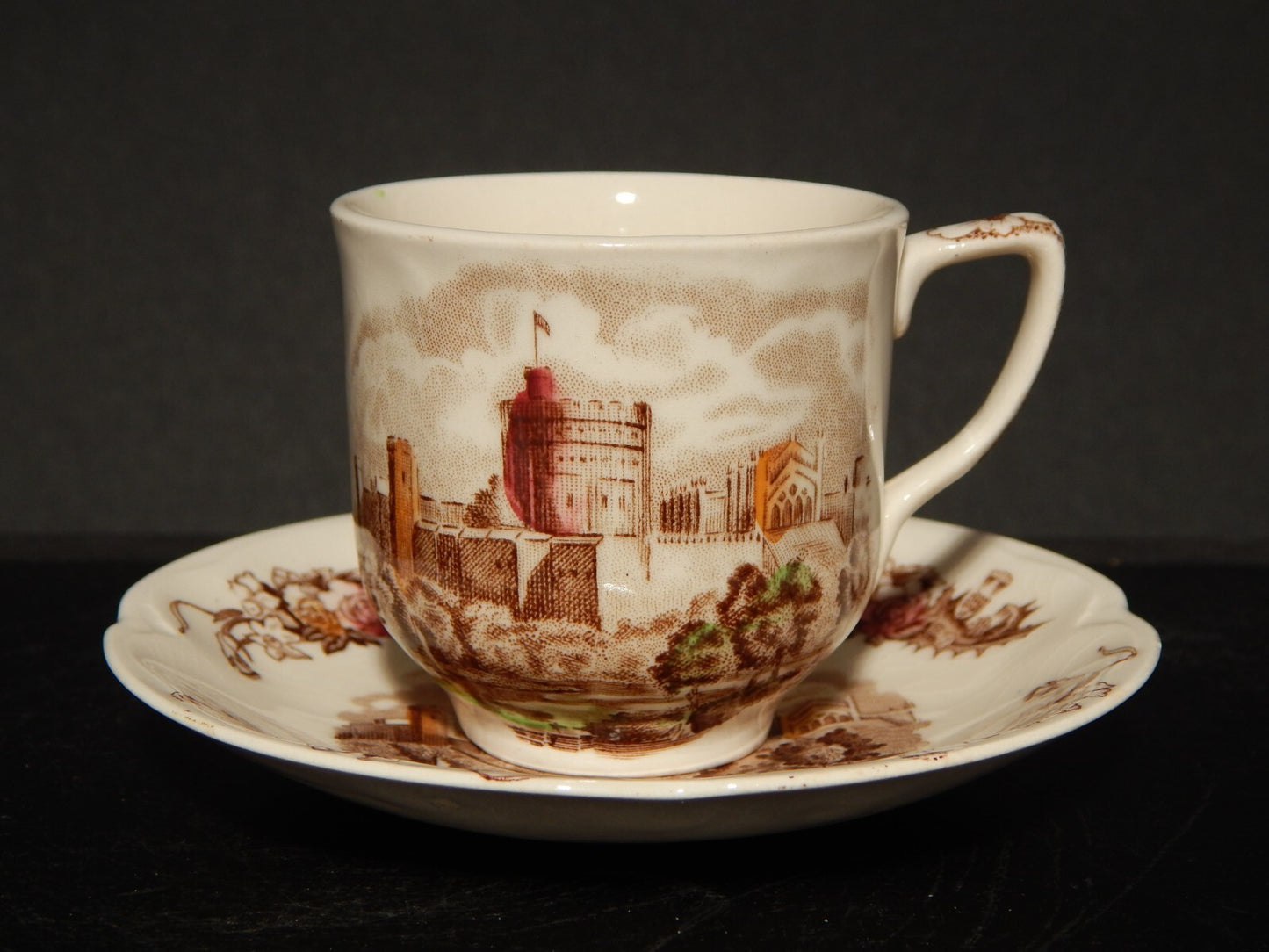 RETRO' TAZZINA CAFFE' PORCELLANA JOHNSON BROS ROYAL HOMES OF BRITAIN HADDON HALL