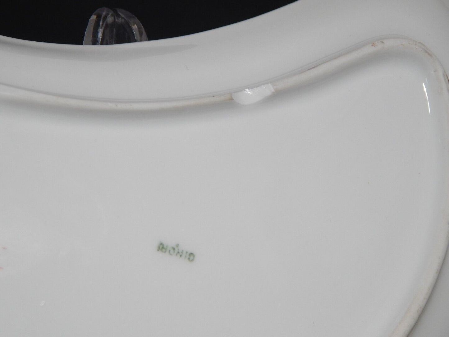 ANTICO PIATTO INSALATA MEZZA LUNA PREZIOSA PORCELLANA GINORI LIBERTY difetto