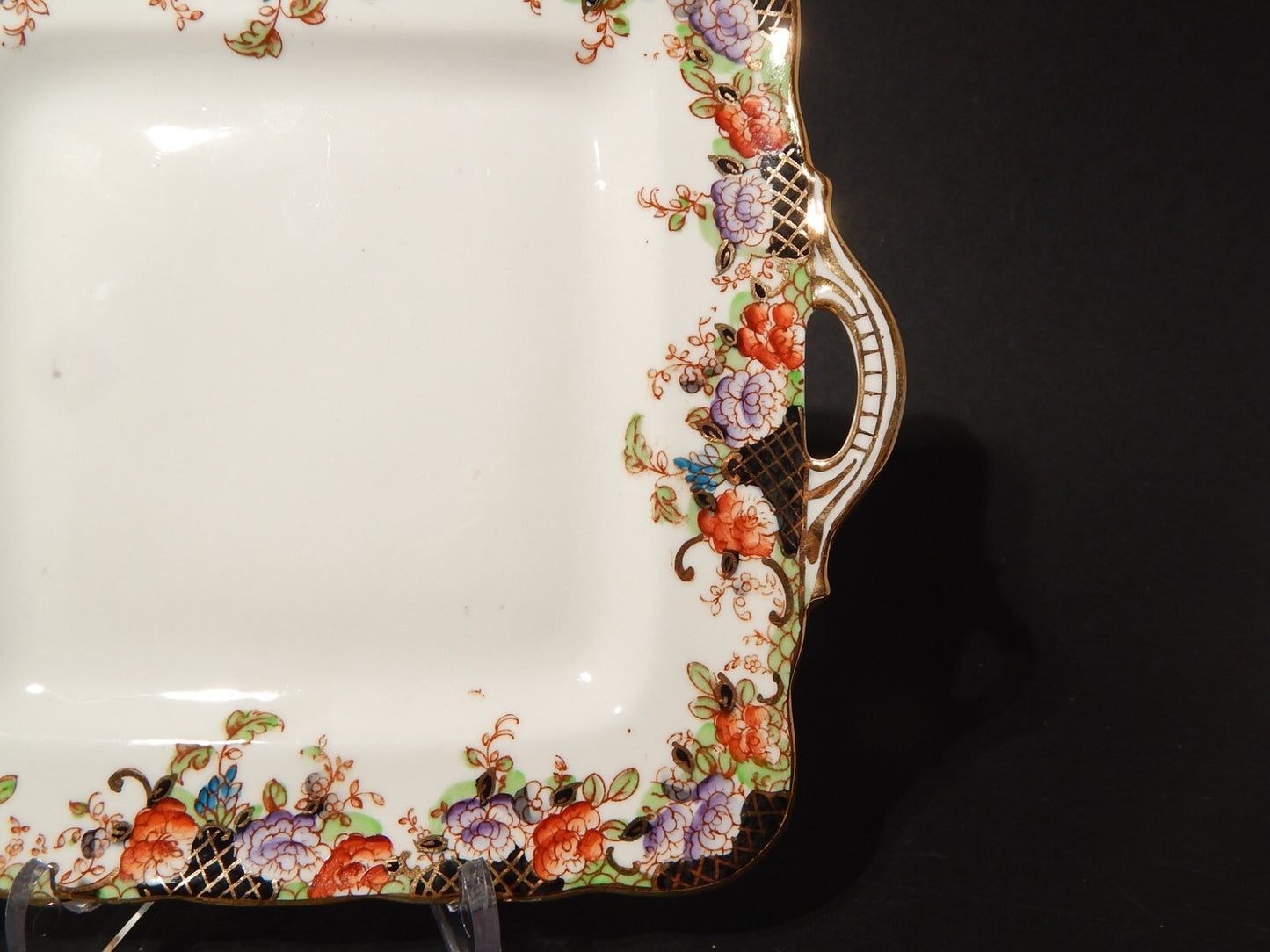ANTICO VASSOIO TORTA CON MANICI PORCELLANA INGLESE DELPHINE CROWN CHINA FINE 800