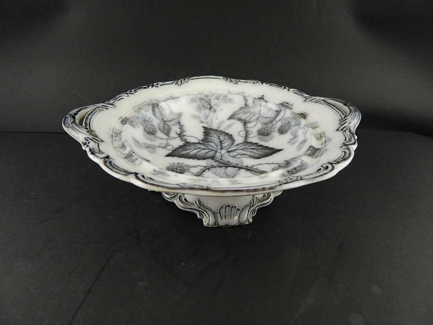 ANTICO AUTENTICA ALZATA CENTROTAVOLA PORCELLANA INGLESE VITTORIANA BERRY PATTERN