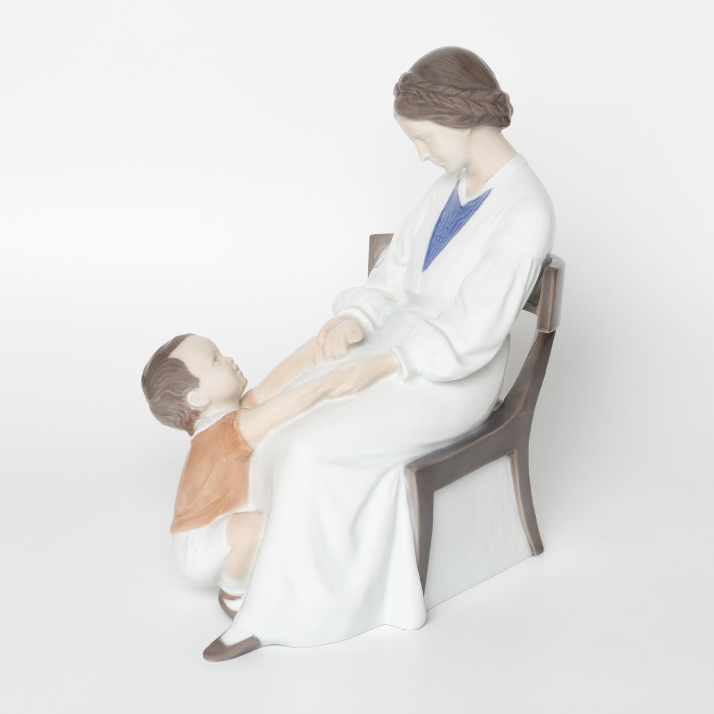 STATUINA PORCELLANA ROYAL COPENHAGEN BING&GRONDAHL "Dickie's Mamma" 1642 CM 24