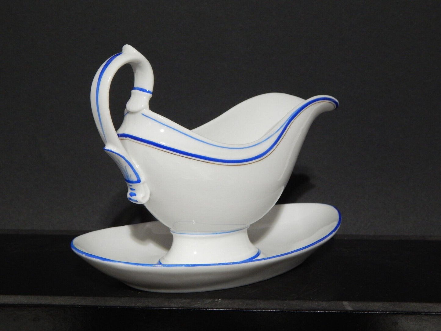 ANTICA SALSIERA CON CUCCHIAIO IMPERO PORCELLANA GINORI DOCCIA XIX SECOLO