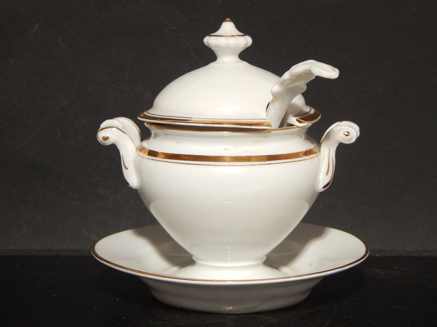 ANTICA RARA PORCELLANA SALSIERA ZUPPIERA EGOISTE IMPERO CARL TIELSCH ALTWASSER