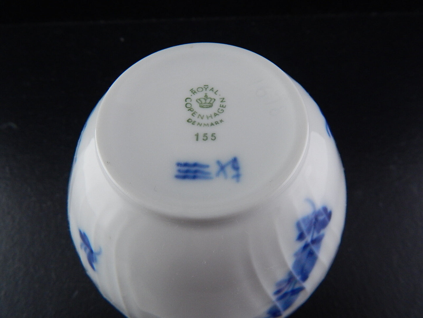 ROYAL COPENHAGEN PORCELLANA ZUCCHERIERA NEW BLUE FLOWER CURVED SUGAR POT #155