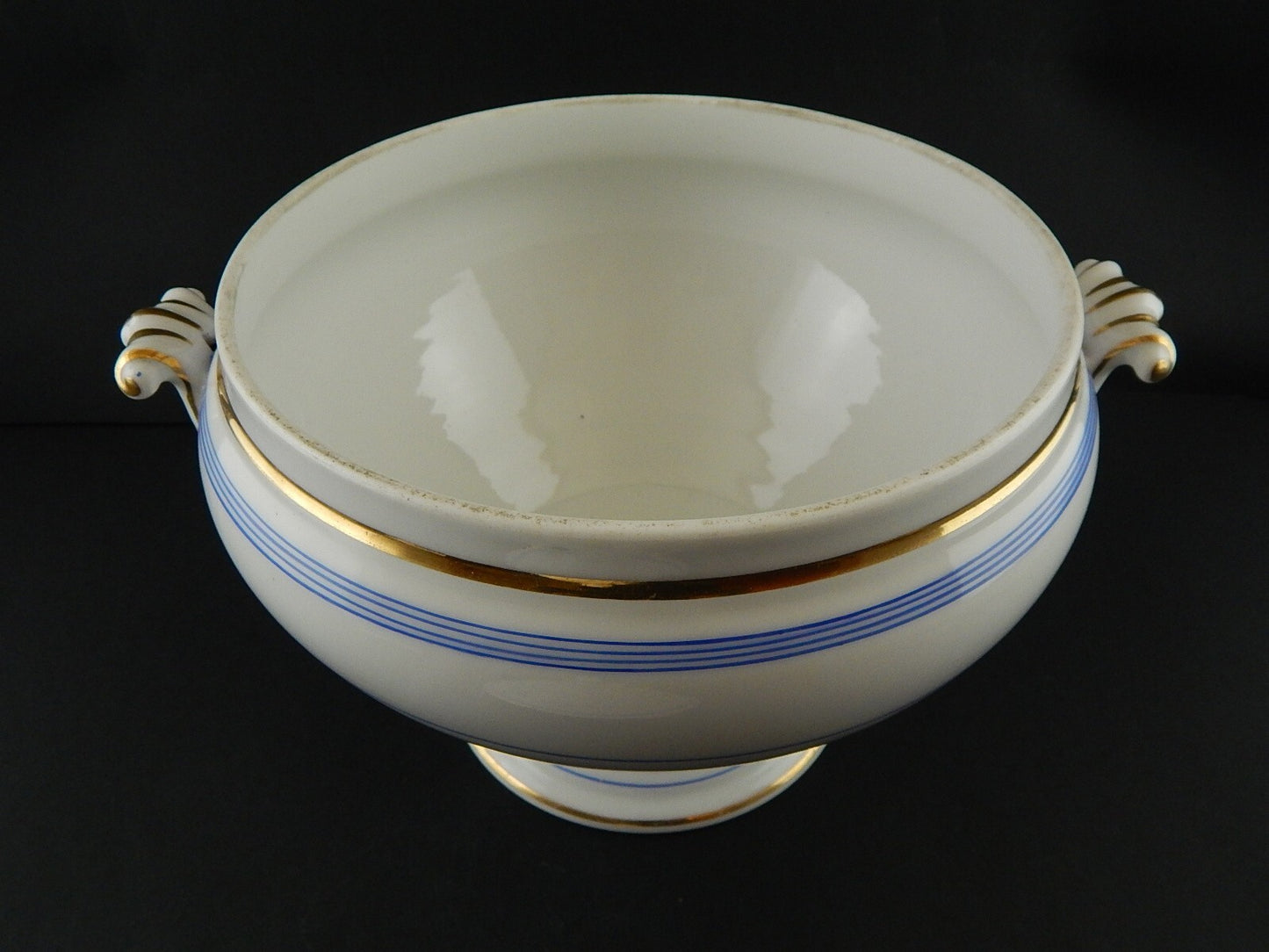 ANTICA RARA ZUPPIERA CENTROTAVOLA PORCELLANA PARIGI BIANCA BLU ORO NAPOLEONE III